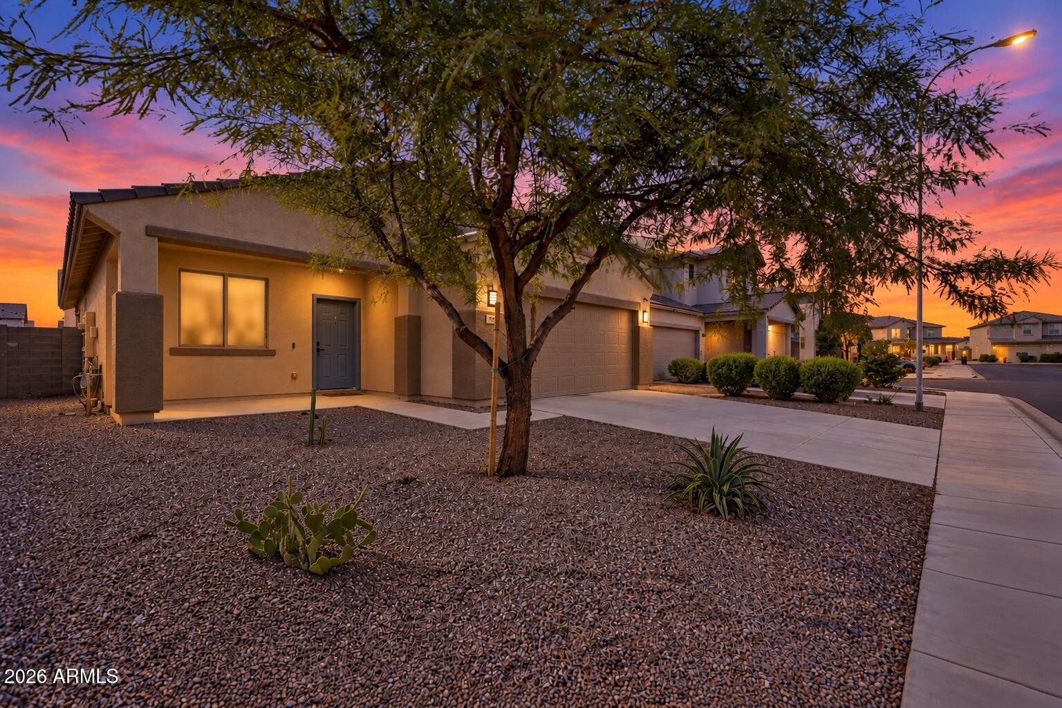 7337 W Magnolia Street — photo