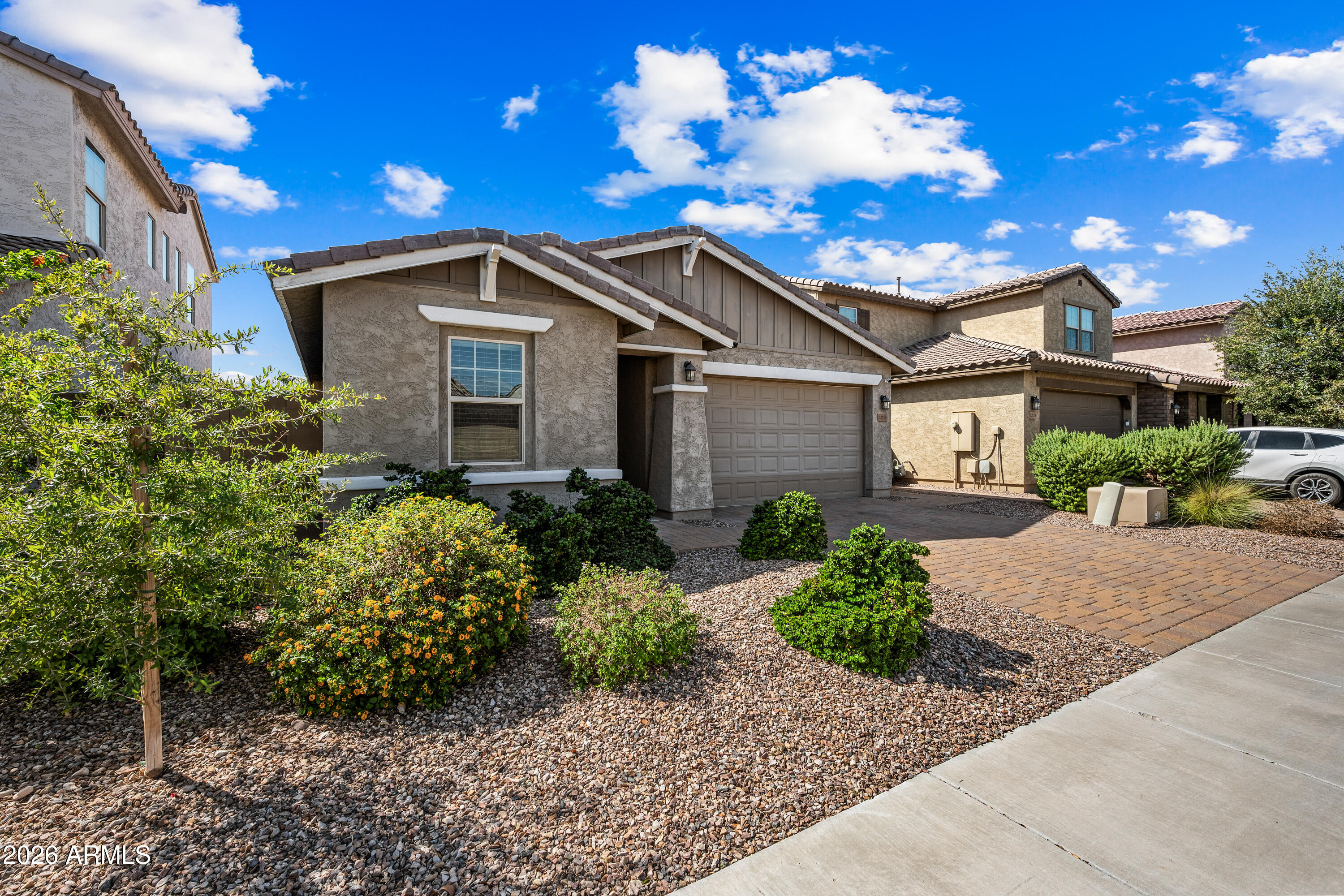 12129 W Remuda Drive — photo