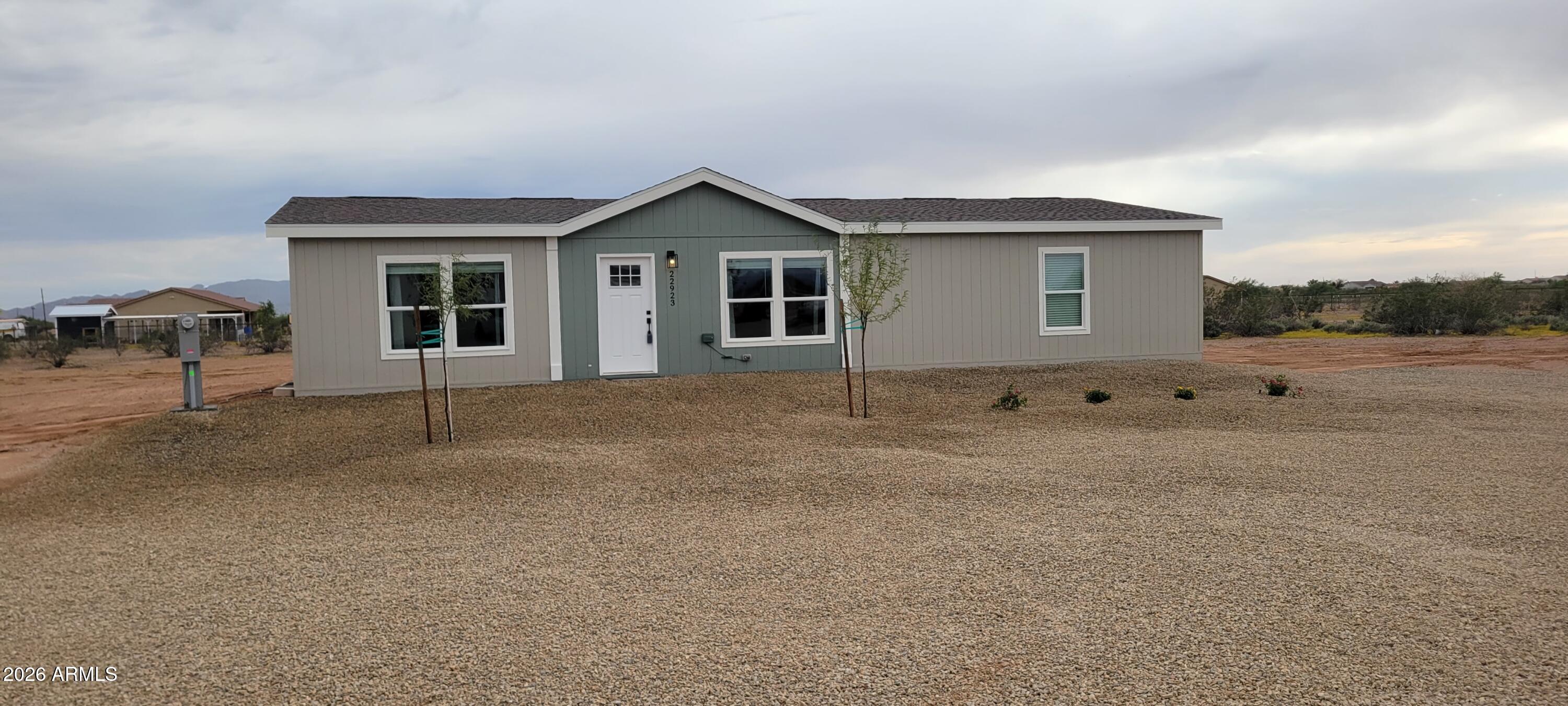 22923 W Forrest Pleasant Place — photo