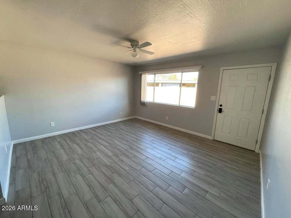 1125 N Oleander Street Unit a — photo