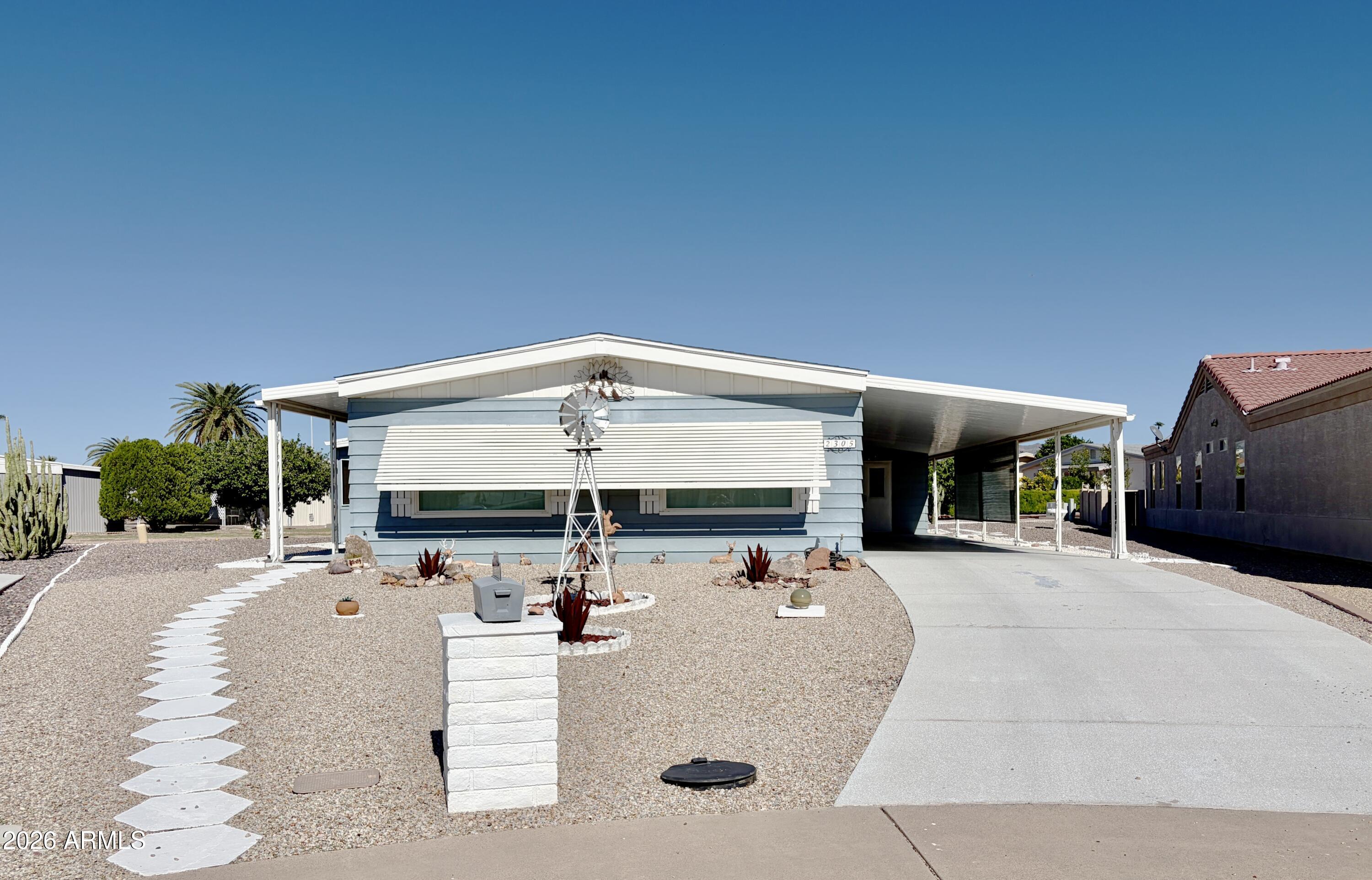 2305 N Floyd Drive — photo