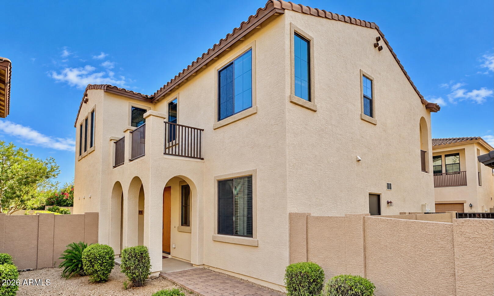 2311 W Dusty Wren Drive — photo