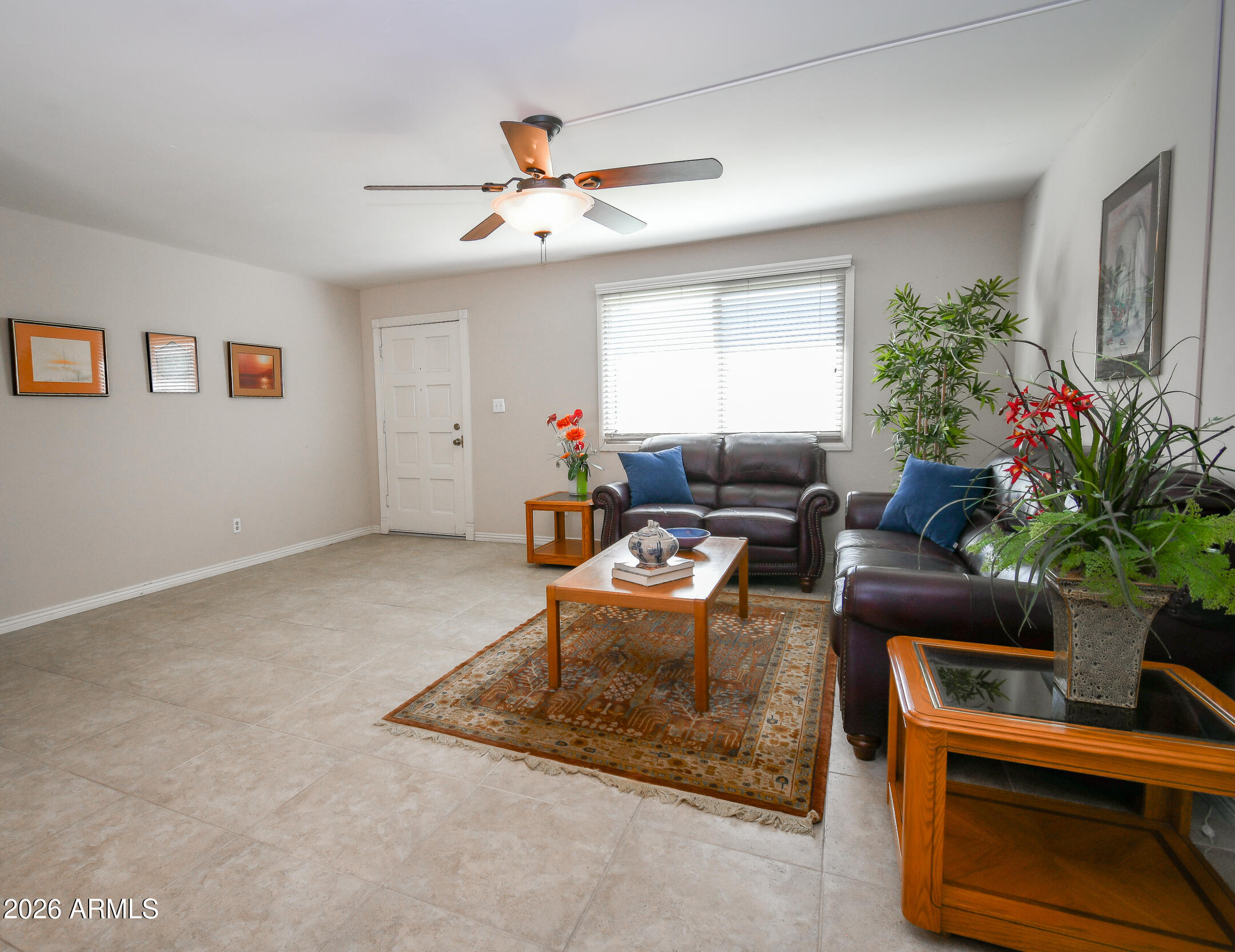 1721 E Ellis Drive — photo