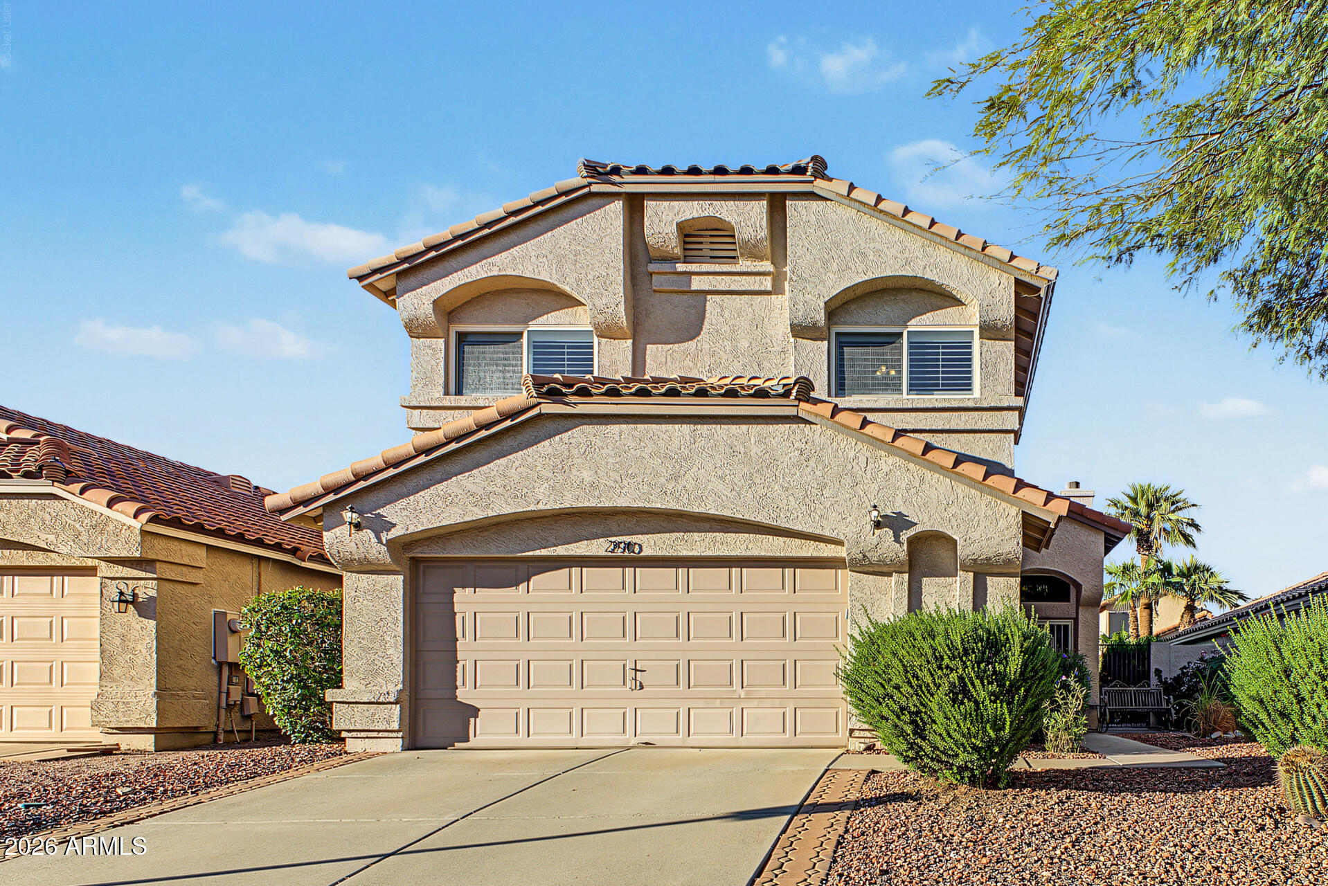 2910 E Woodland Drive — photo