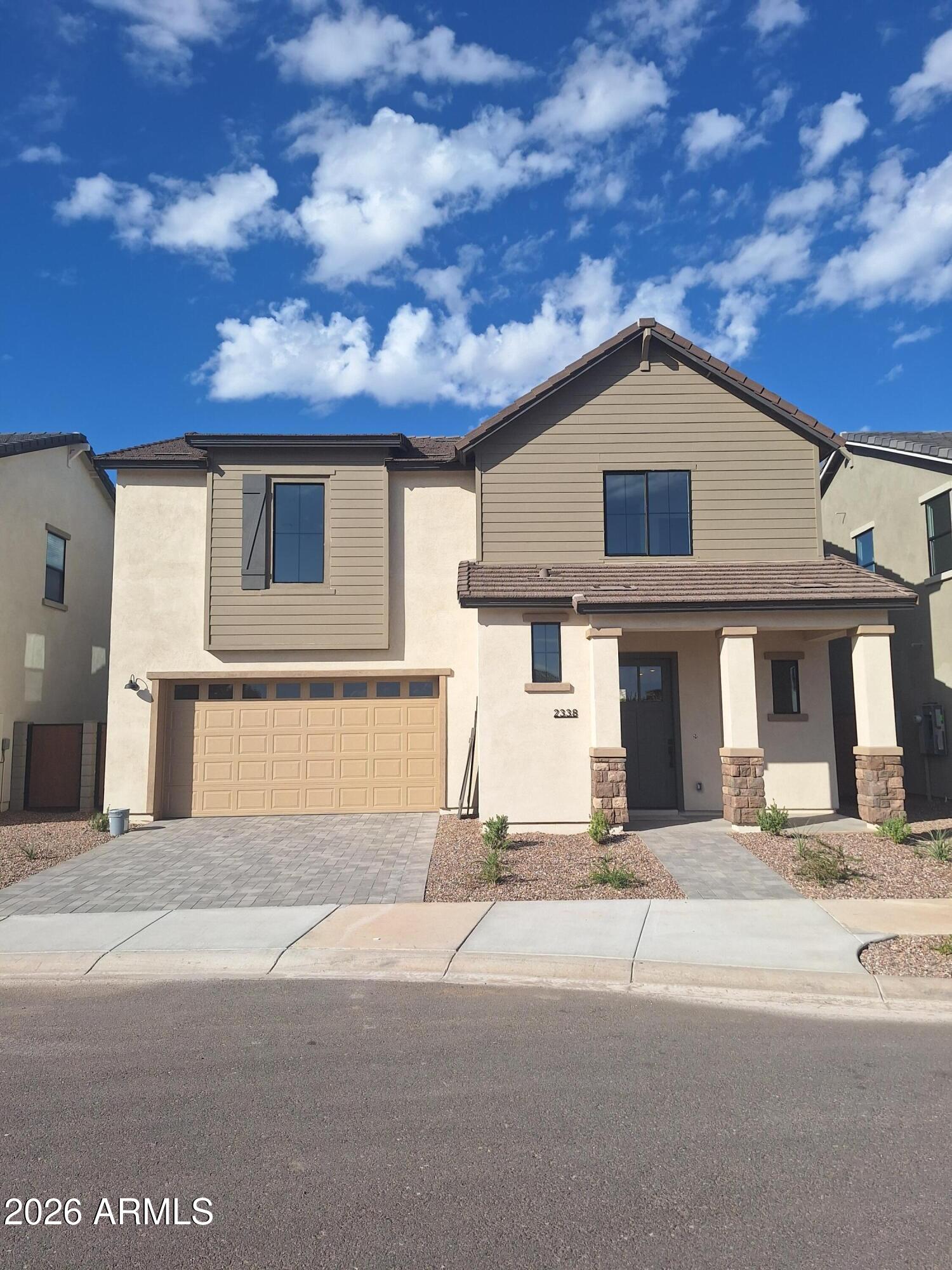 2338 E Stephens Court — photo