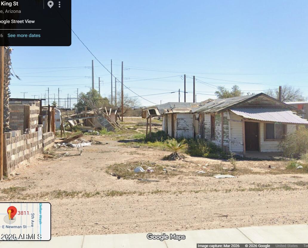 3811 N King Street — photo