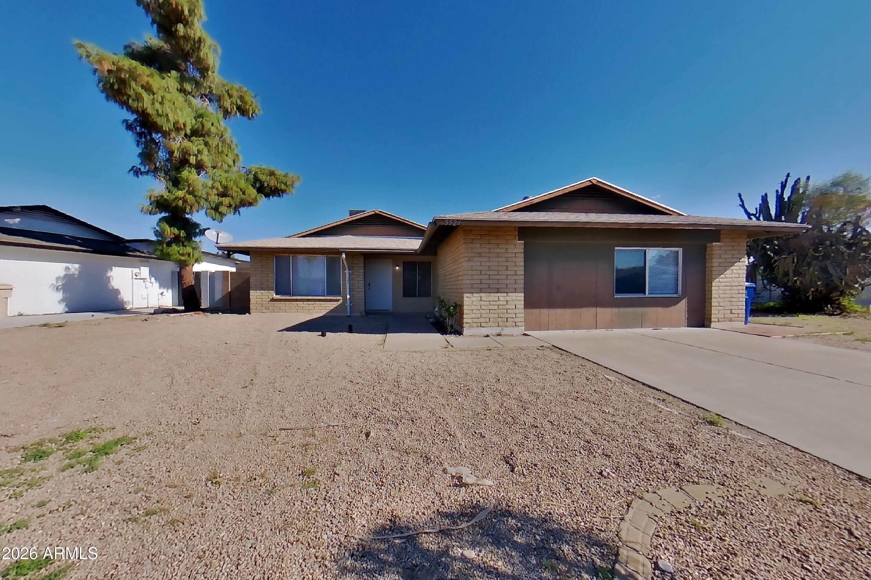 5526 W Angela Drive — photo