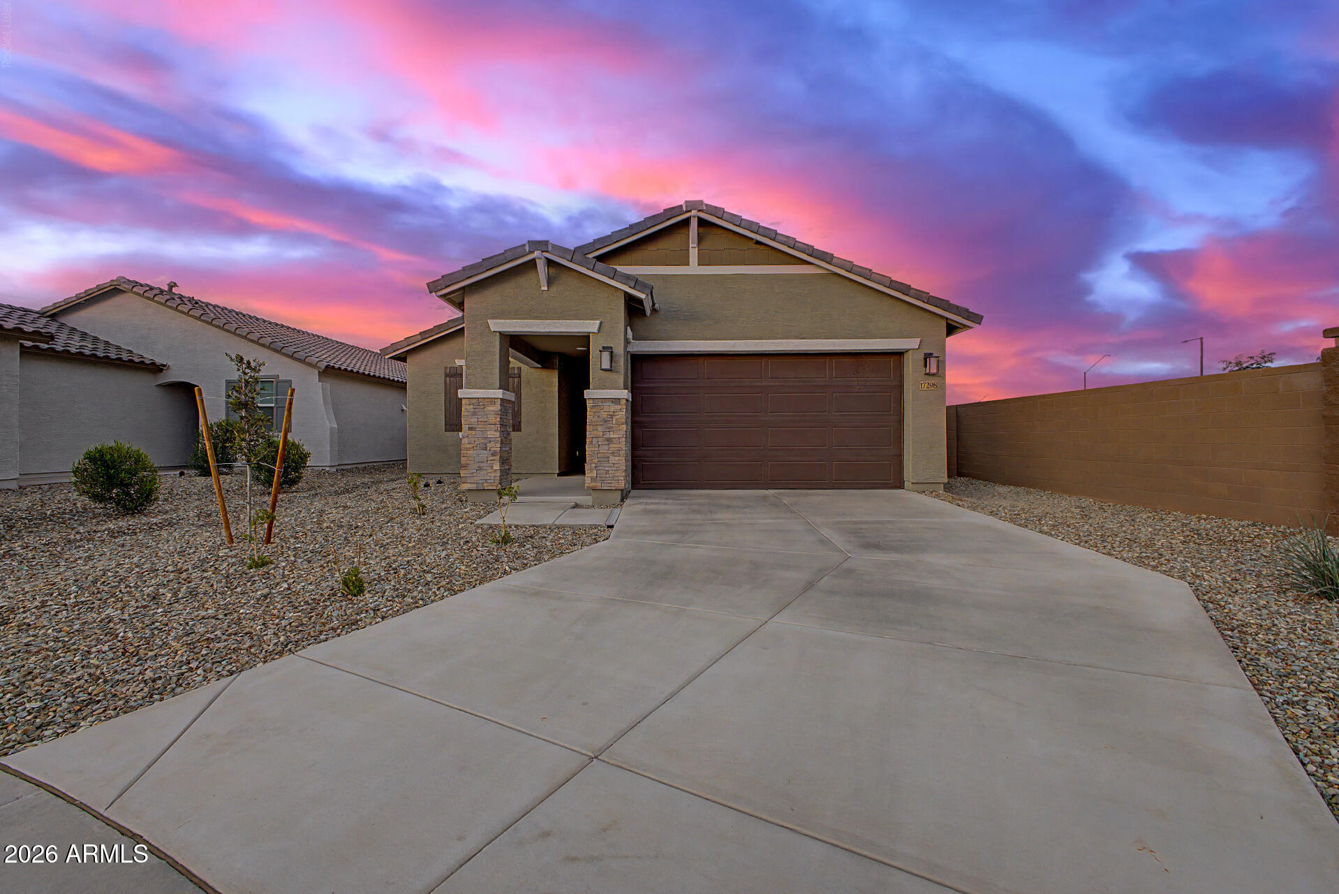 17298 W Gray Fox Trail — photo
