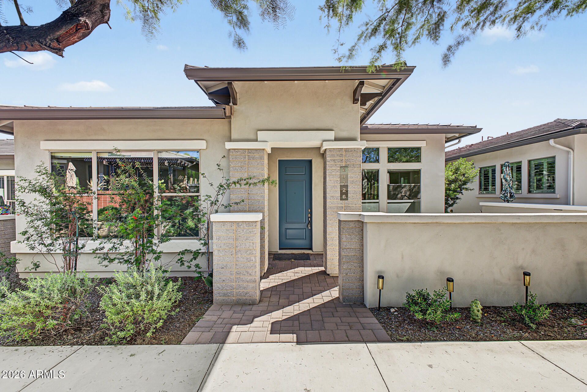 20726 W Colter Street — photo