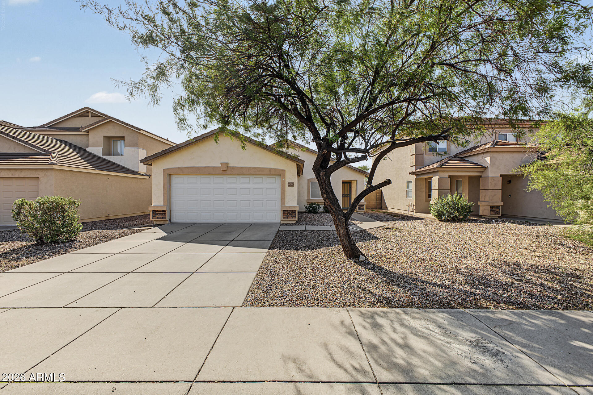 22833 W Mohave Street — photo