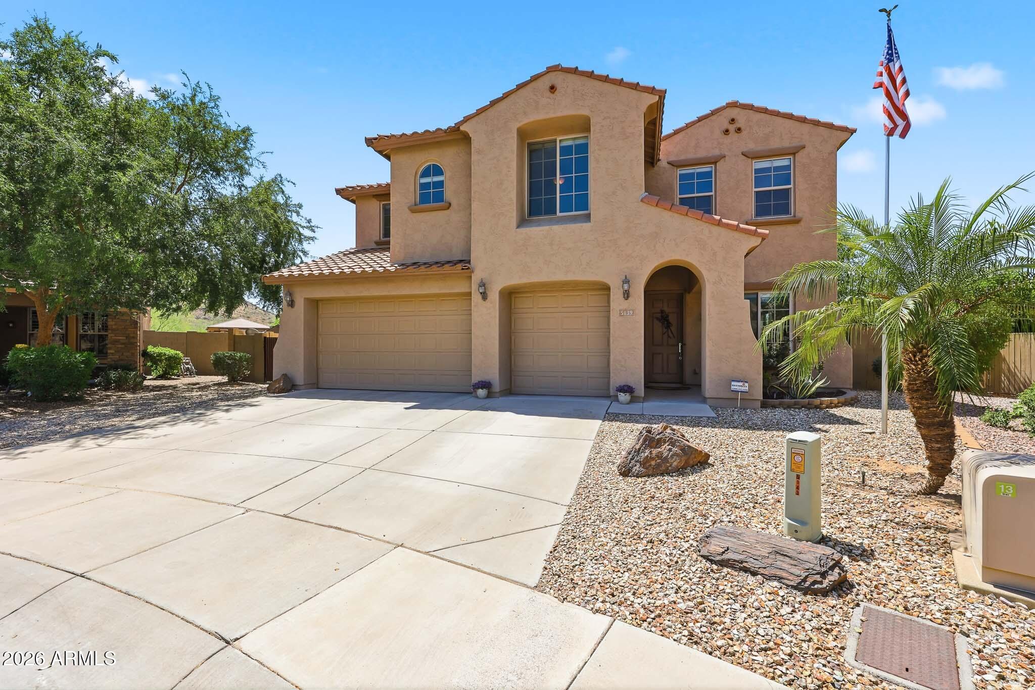 5139 W Straight Arrow Lane — photo
