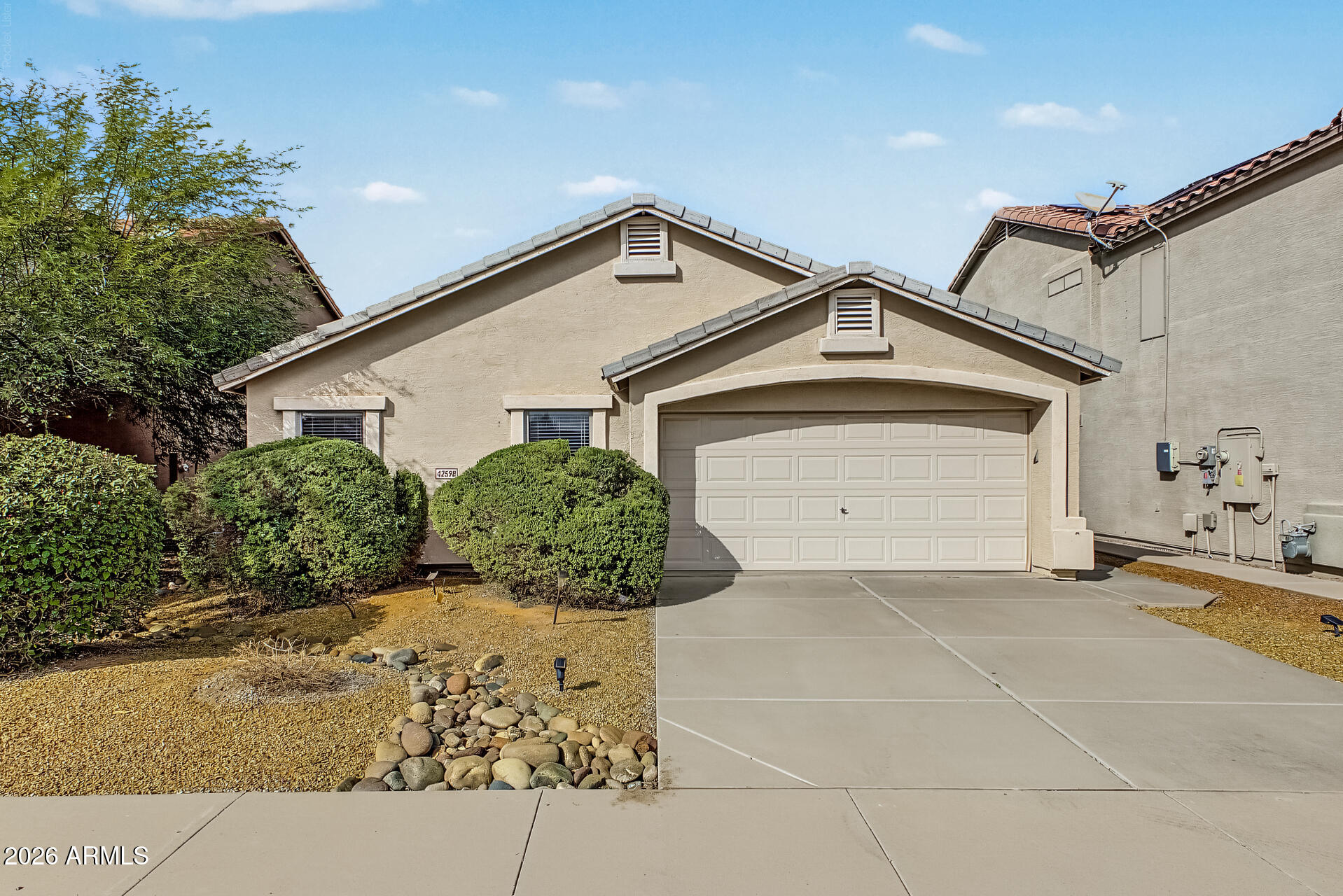42598 W Colby Drive — photo