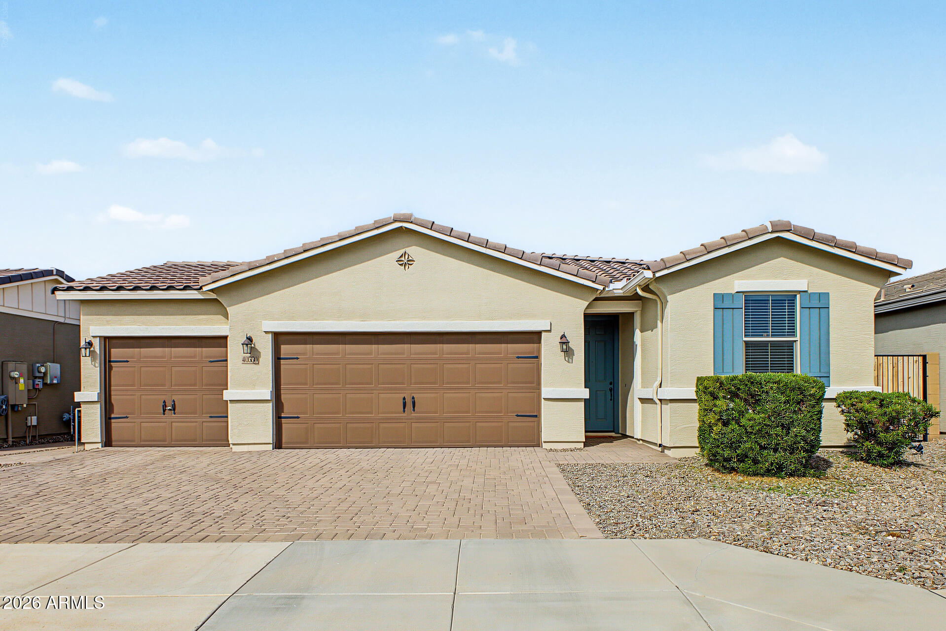 40550 W Haley Drive — photo