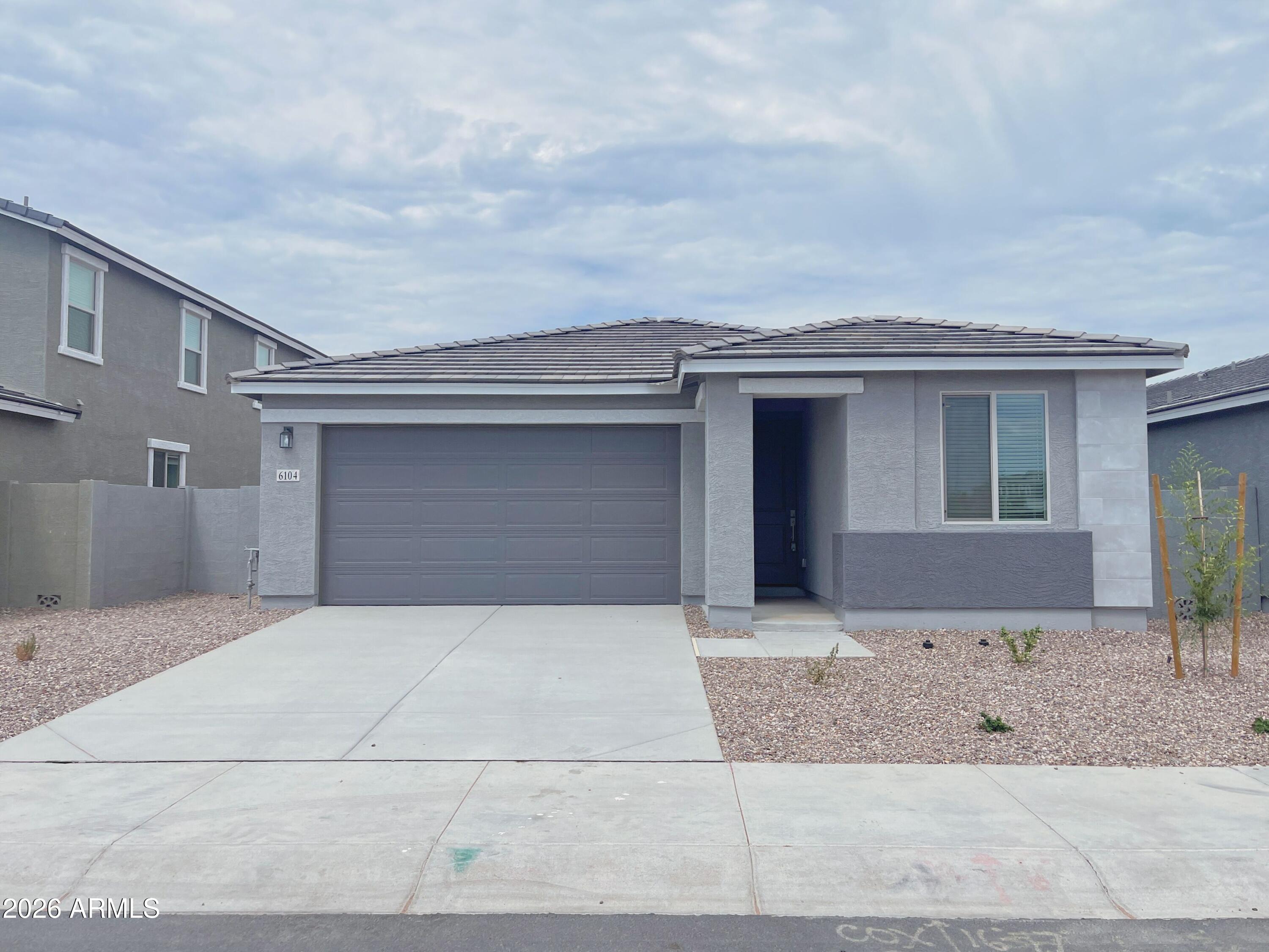 6104 S Calderon — photo