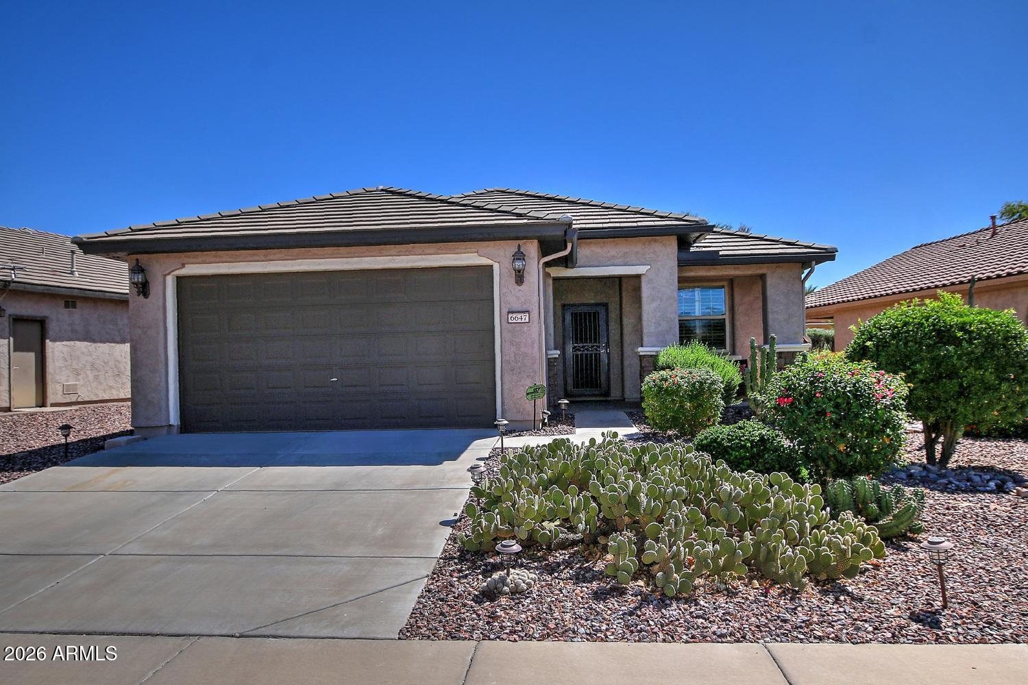 6647 W Heritage Way — photo