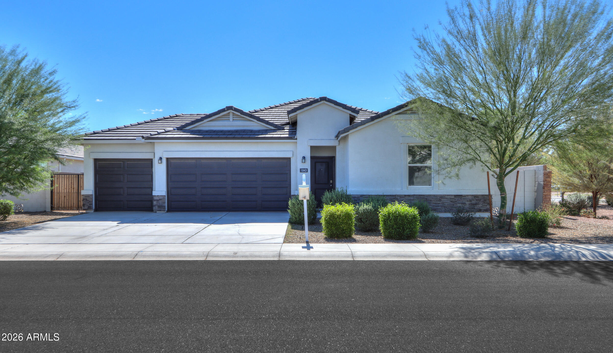 1043 W Falls Canyon Drive — photo