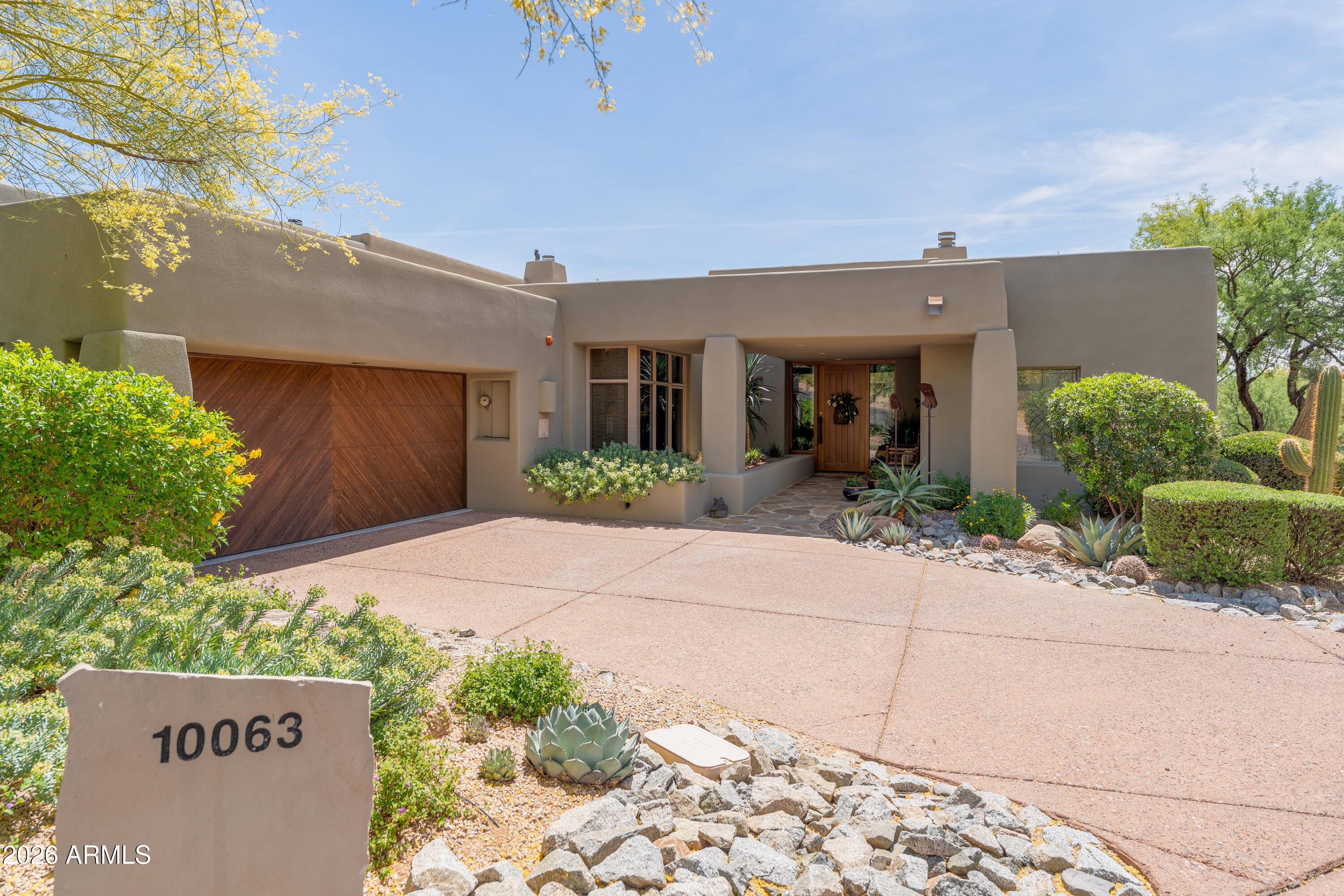 10063 E Graythorn Drive — photo