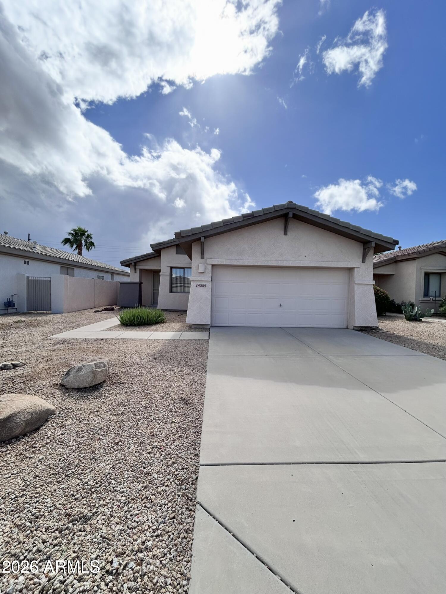 14285 W Verde Lane — photo