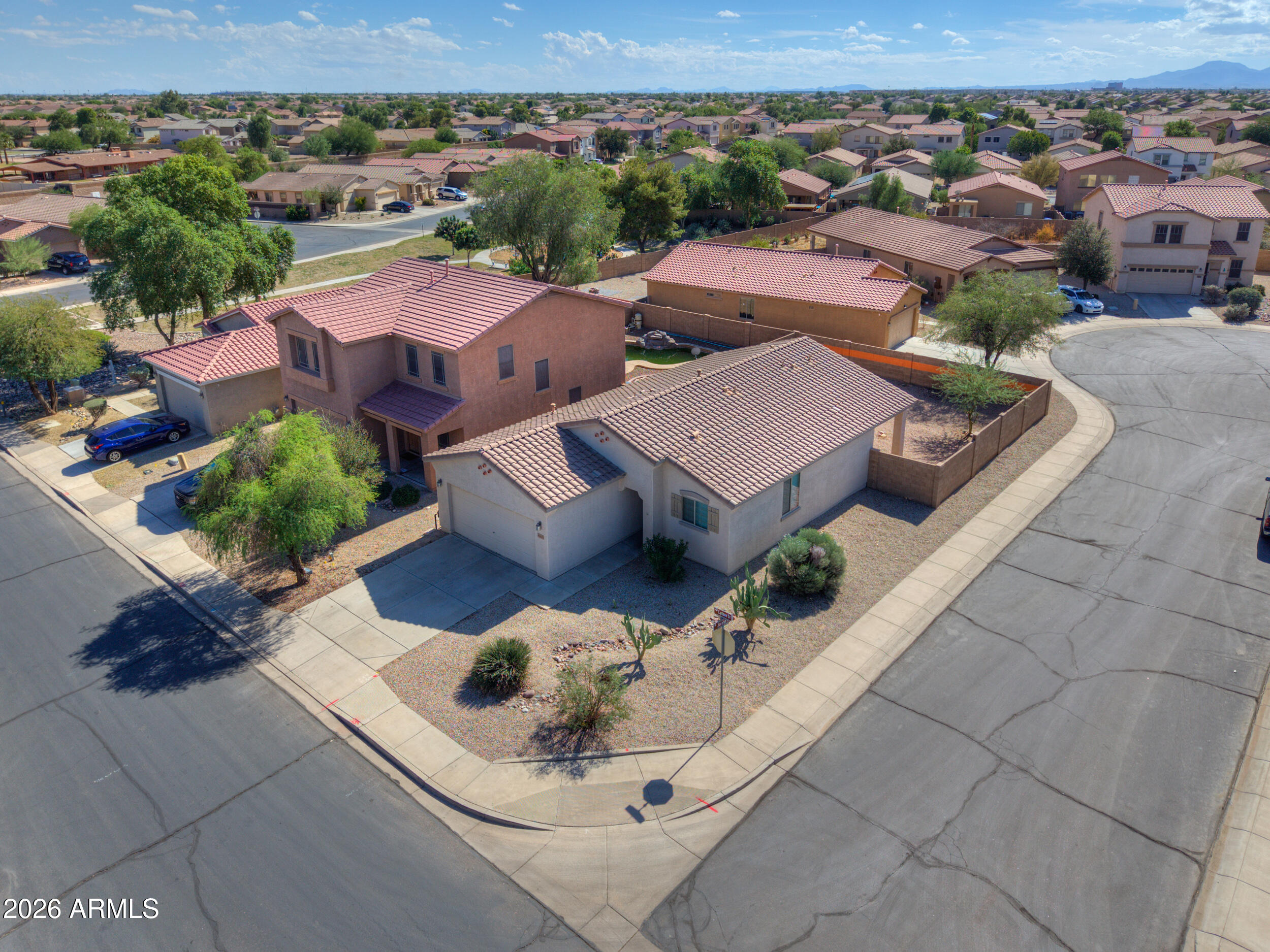 44125 W Cydnee Drive — photo