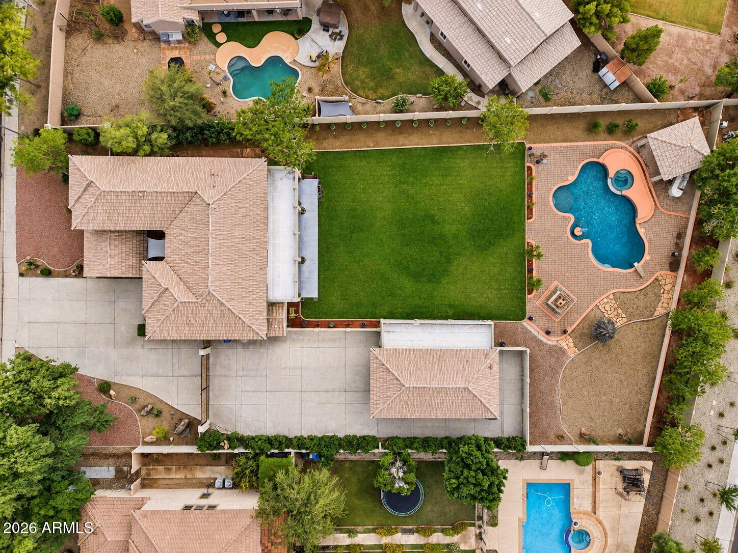 8382 W San Miguel Avenue — photo