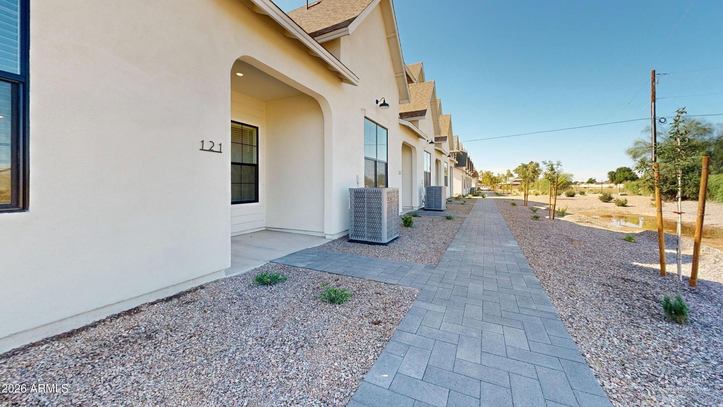 8232 E University Drive Unit 121 — photo