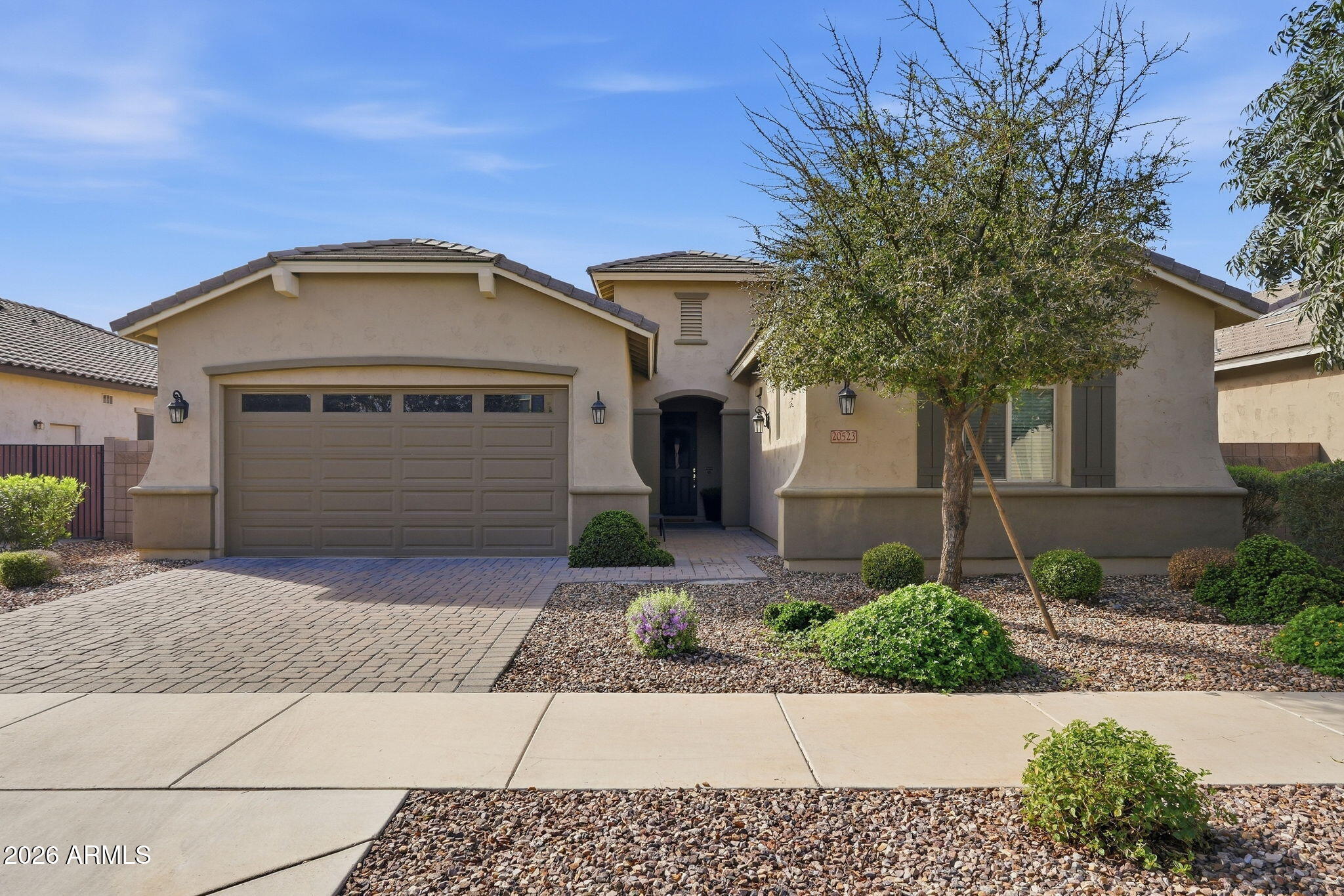 20523 E Carriage Way — photo