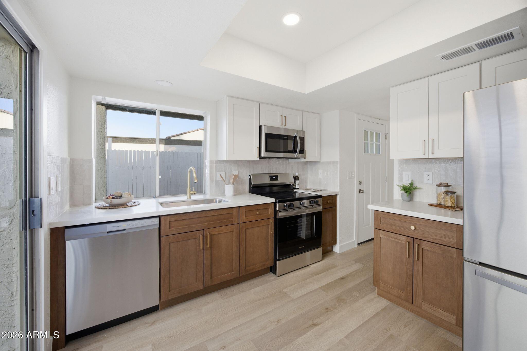 14851 N 25th Drive Unit 3 — photo
