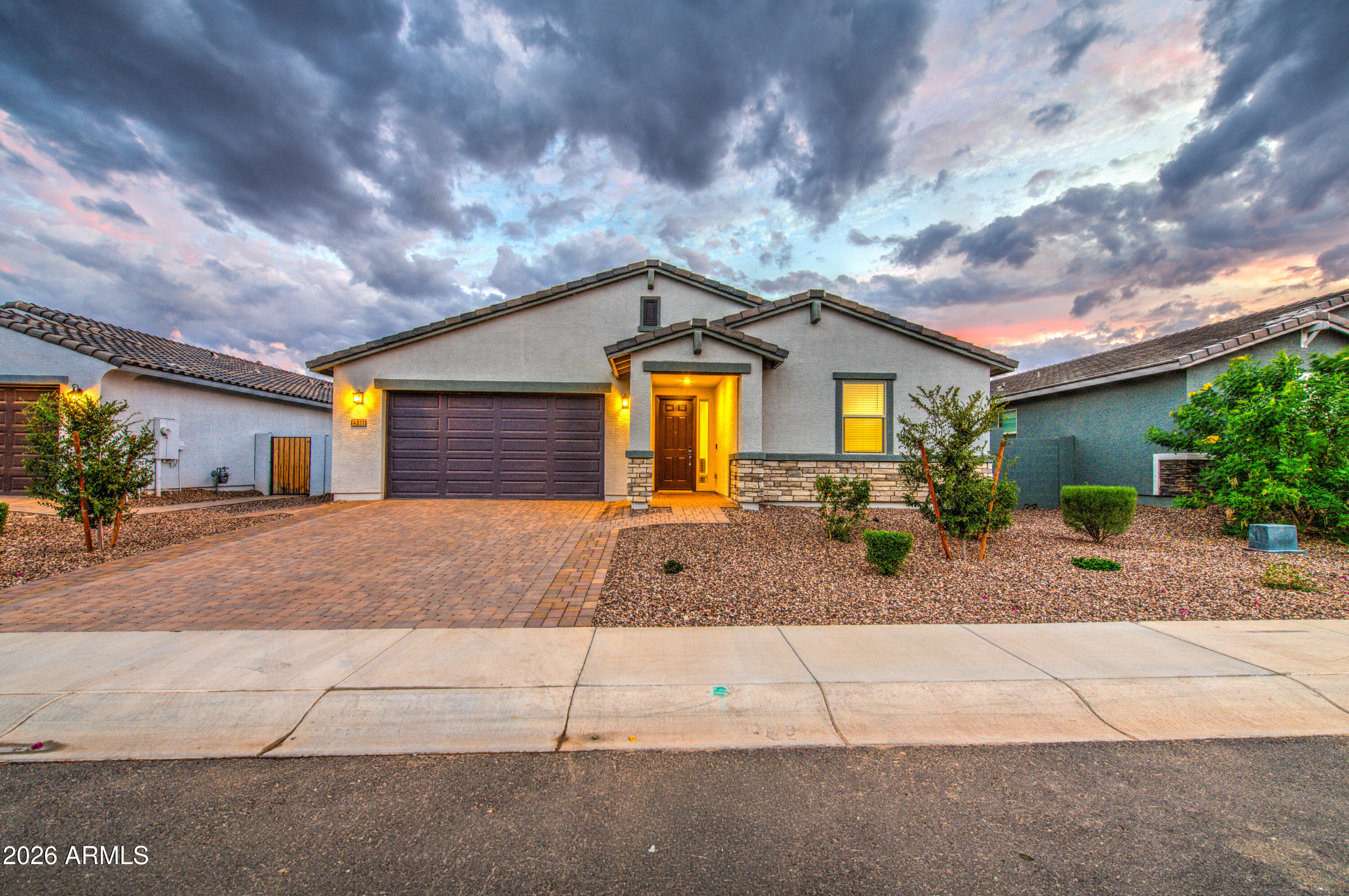 4811 W Hunter Trail — photo