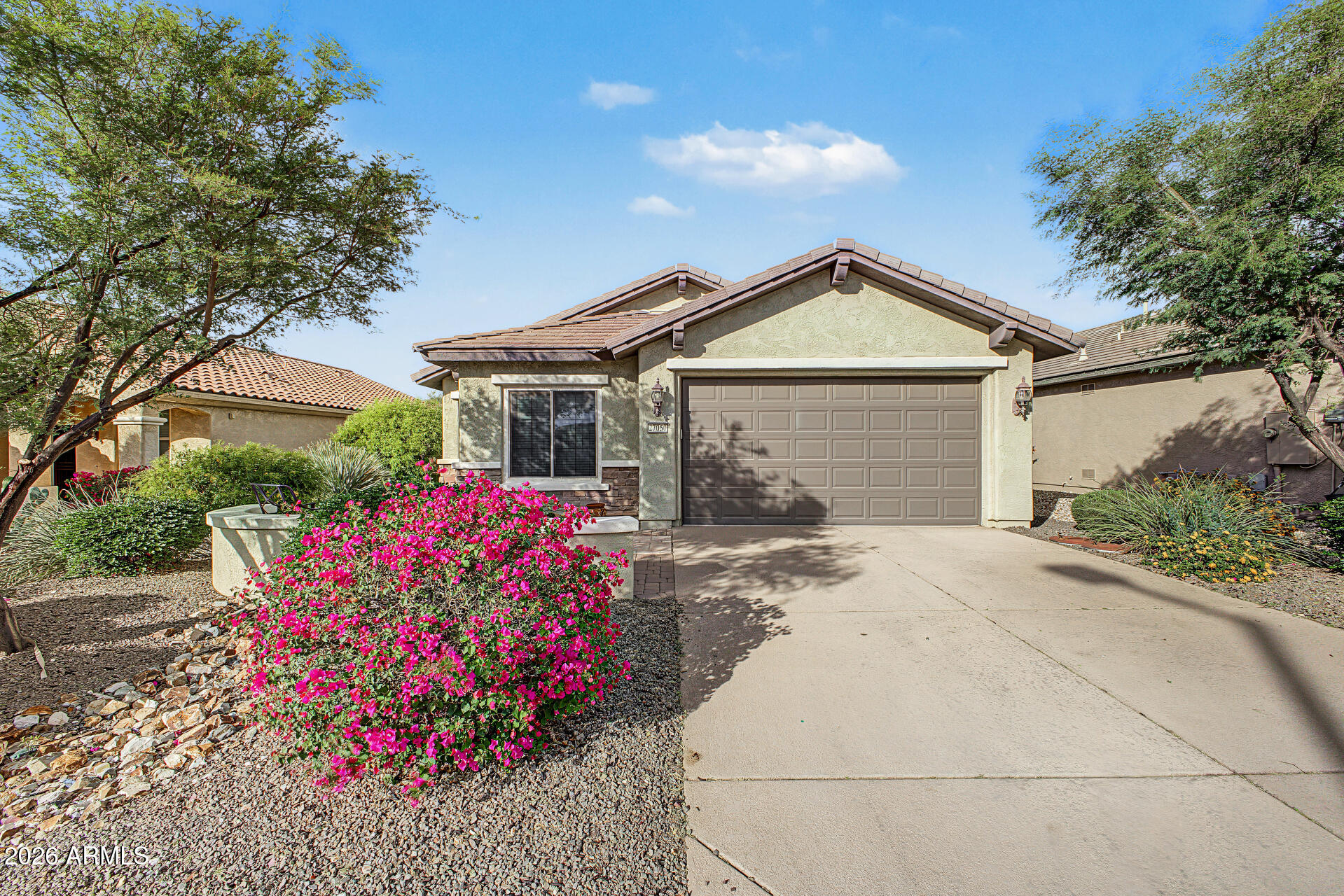 27050 W Tonopah Drive — photo