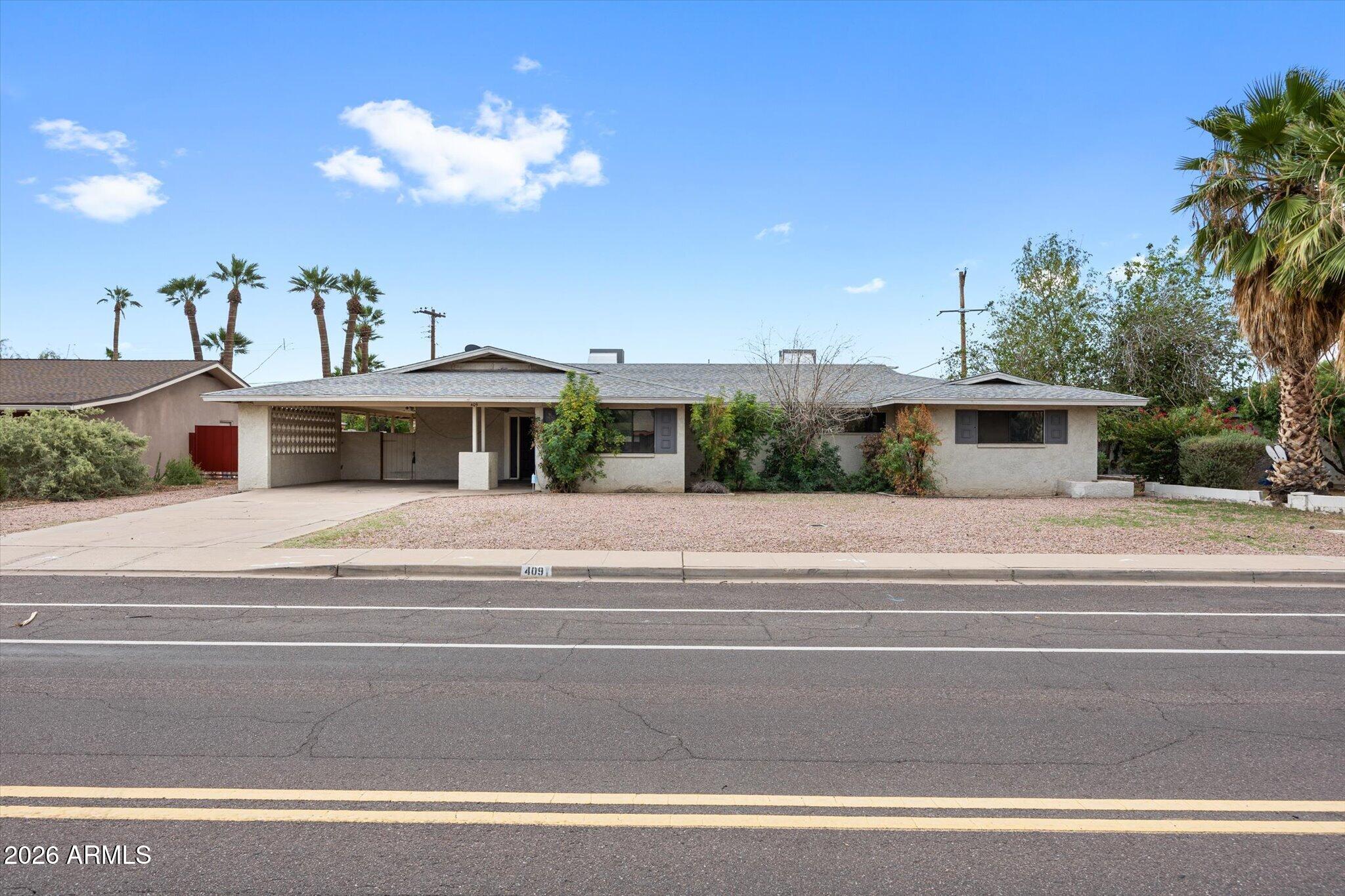 409 E Alameda Drive — photo