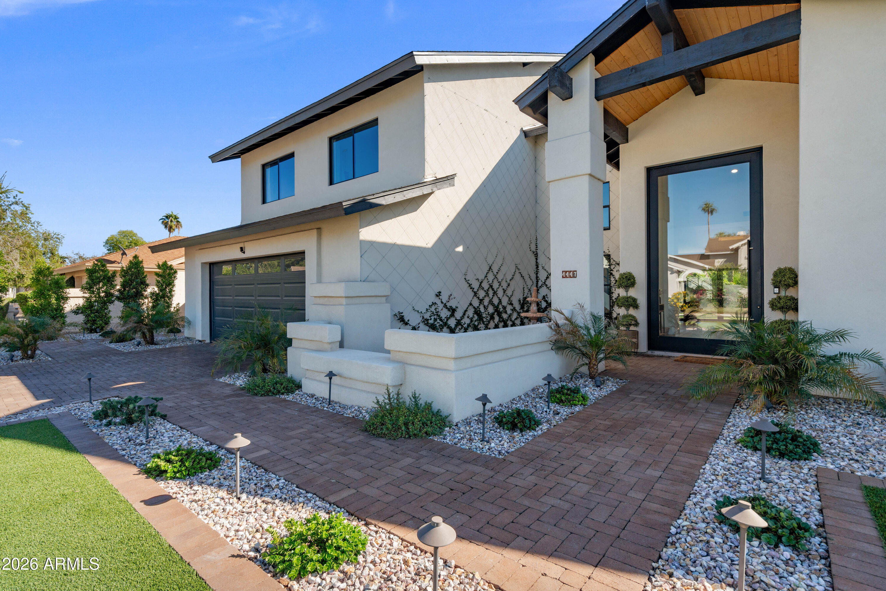 4447 E Beverly Lane, Phoenix, AZ 85032 — photo 2
