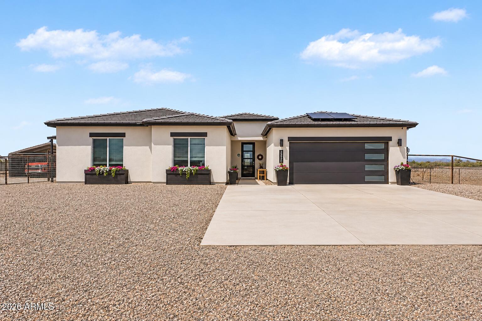 23020 W Skinner Road — photo