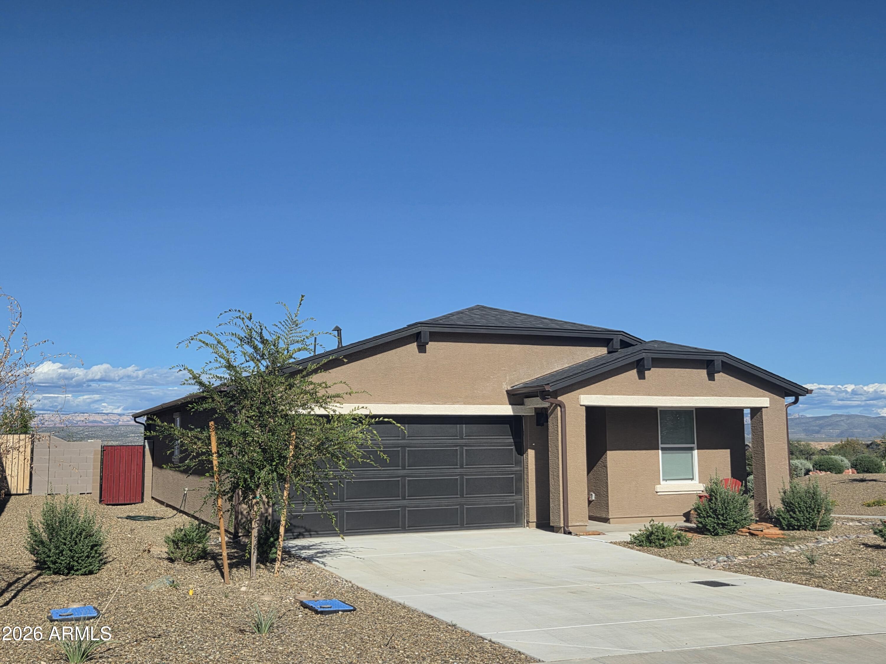 595 Crossbar Lane — photo
