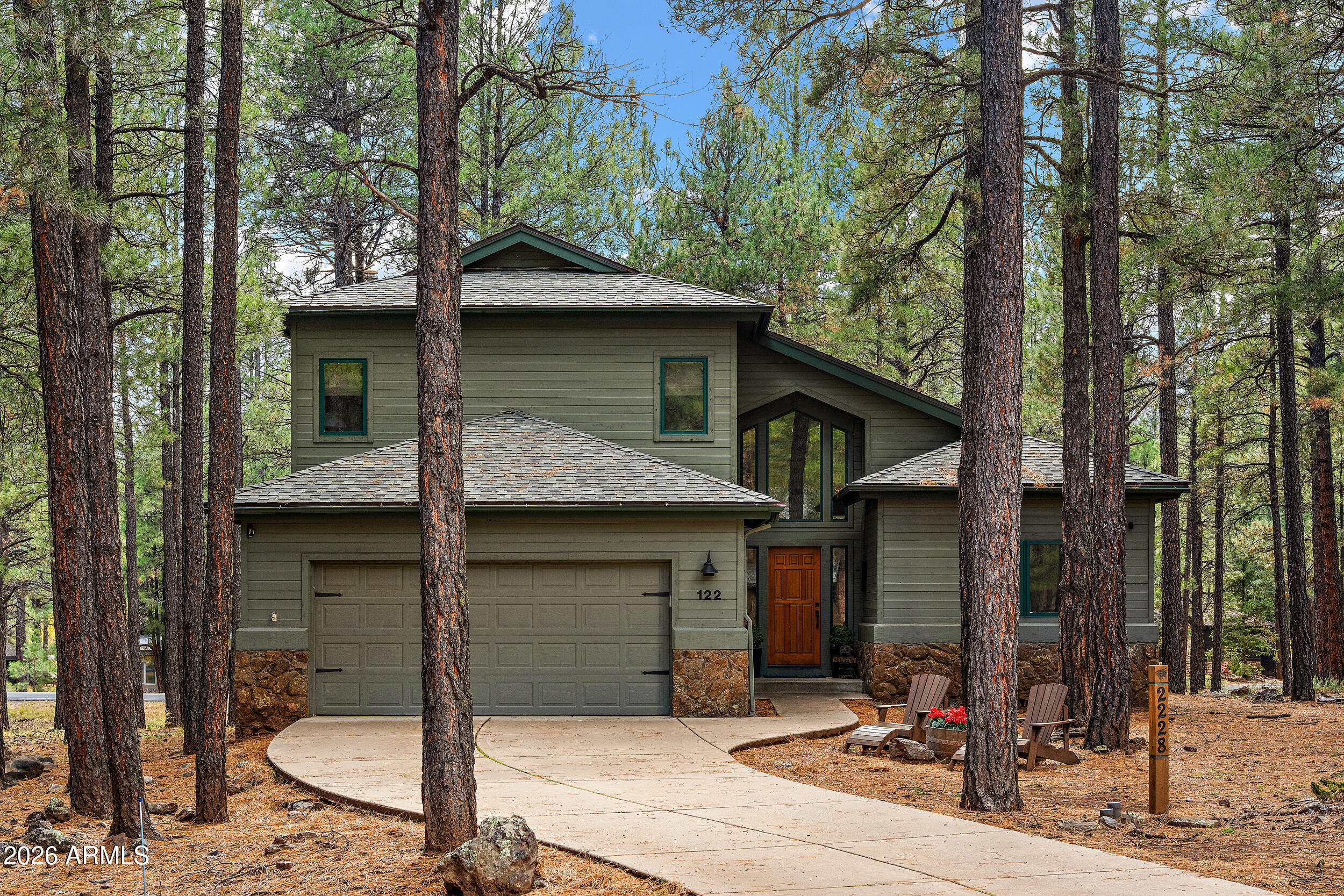 2228 John Hance — photo