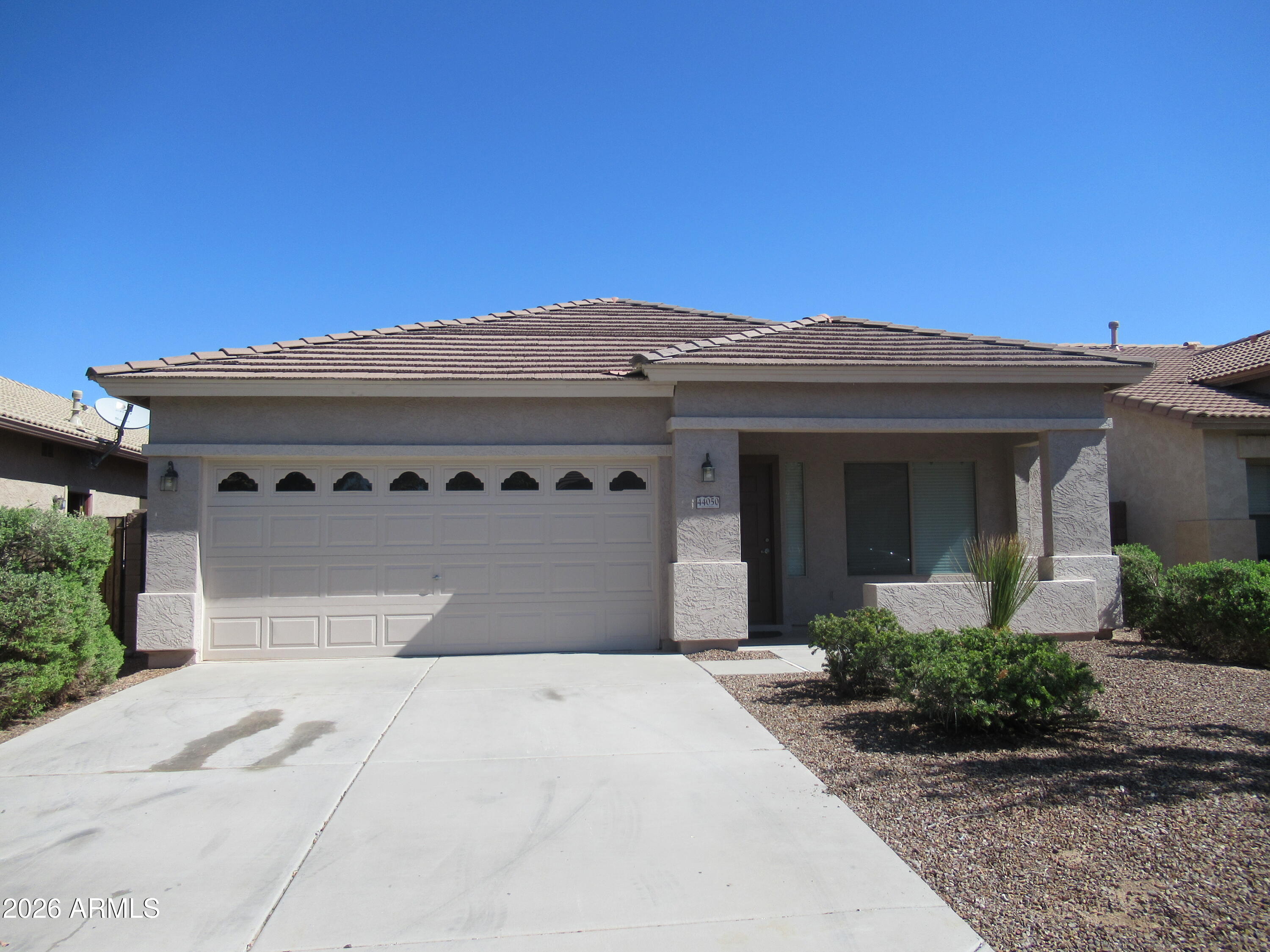 44050 W Granite Drive — photo