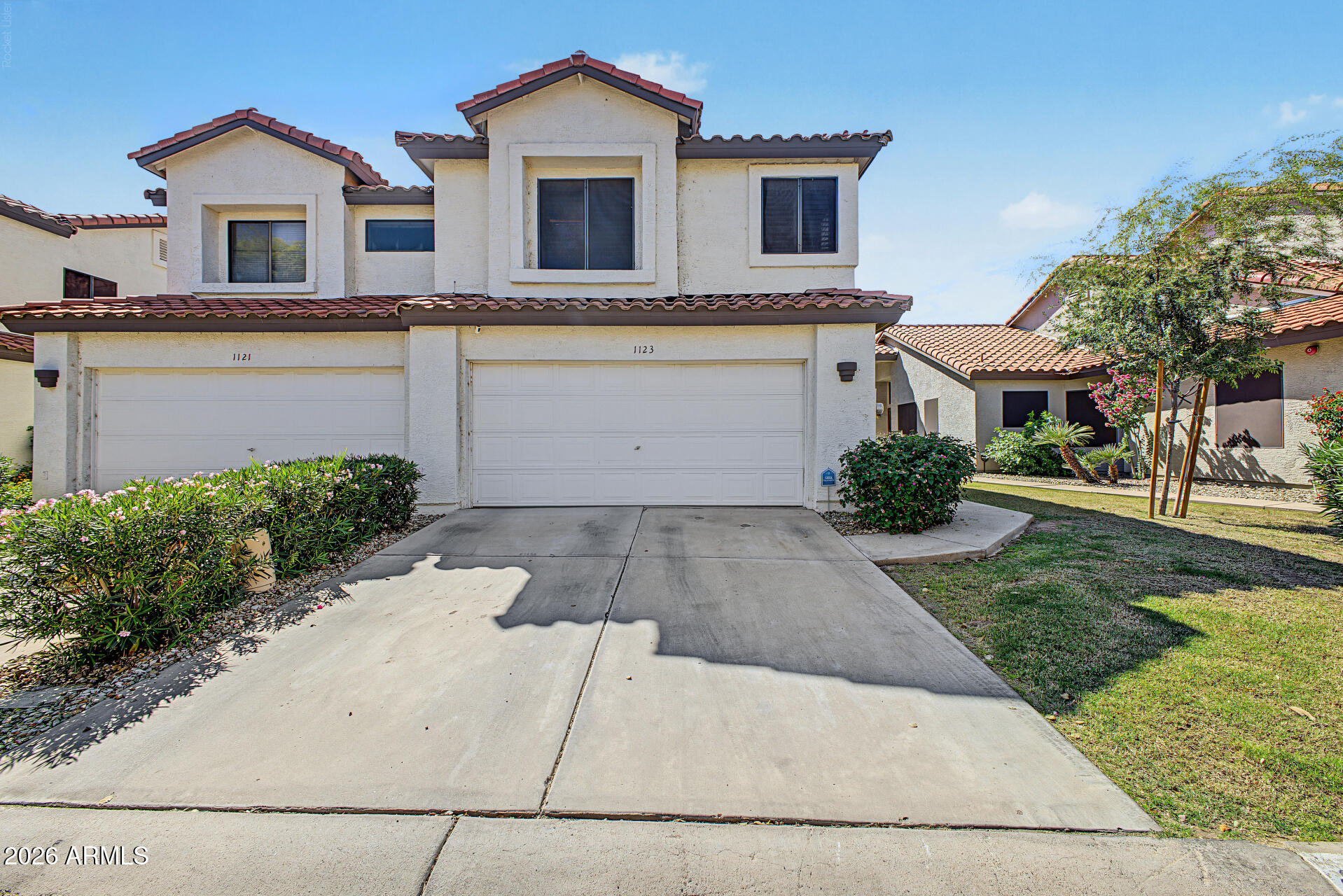 1123 W Mango Drive — photo
