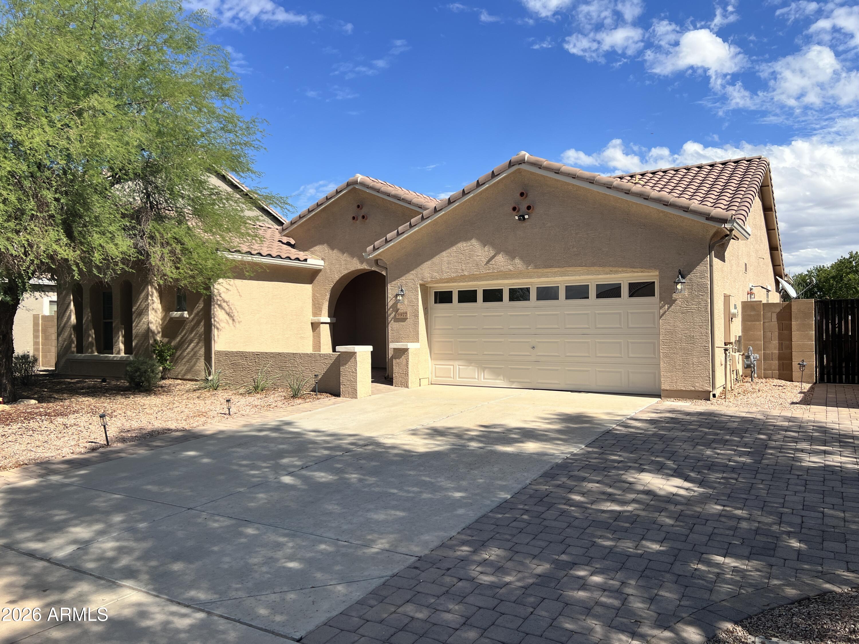 5977 S Rockwell Court — photo