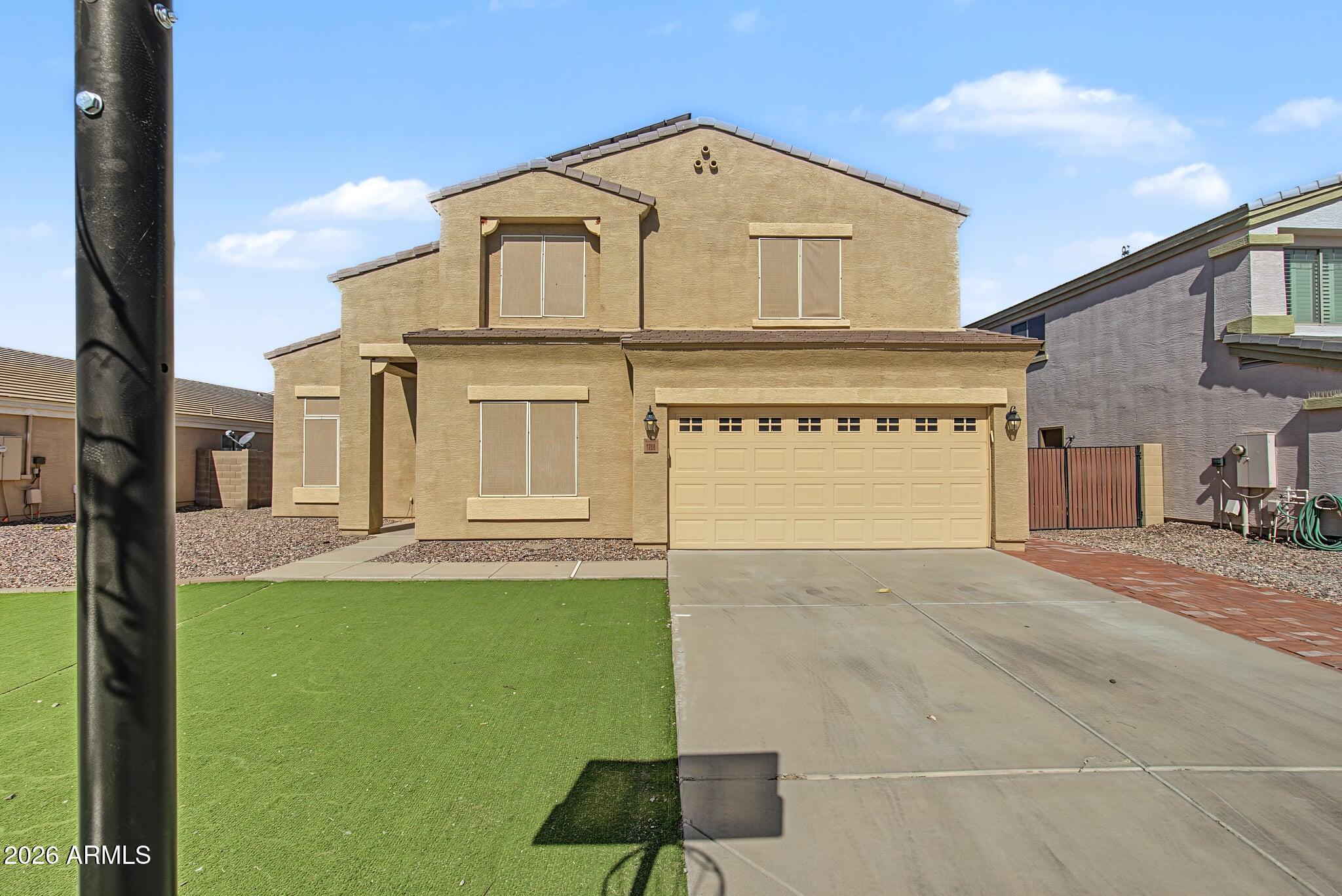1758 E Oquitoa Drive — photo