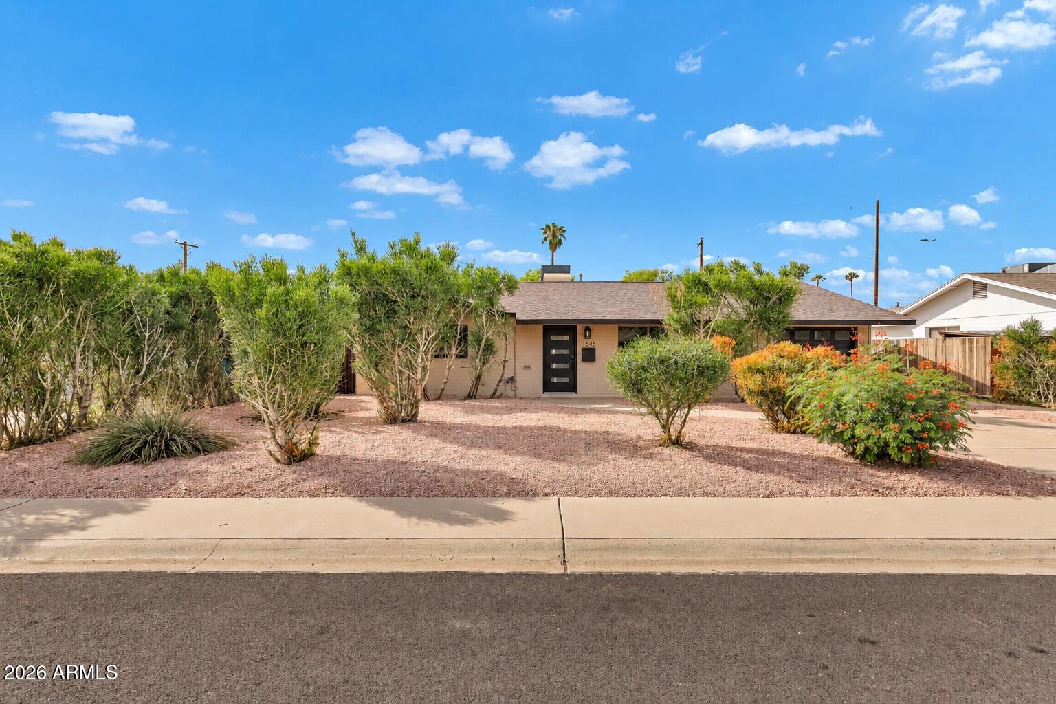 1646 N Daffodil Street — photo