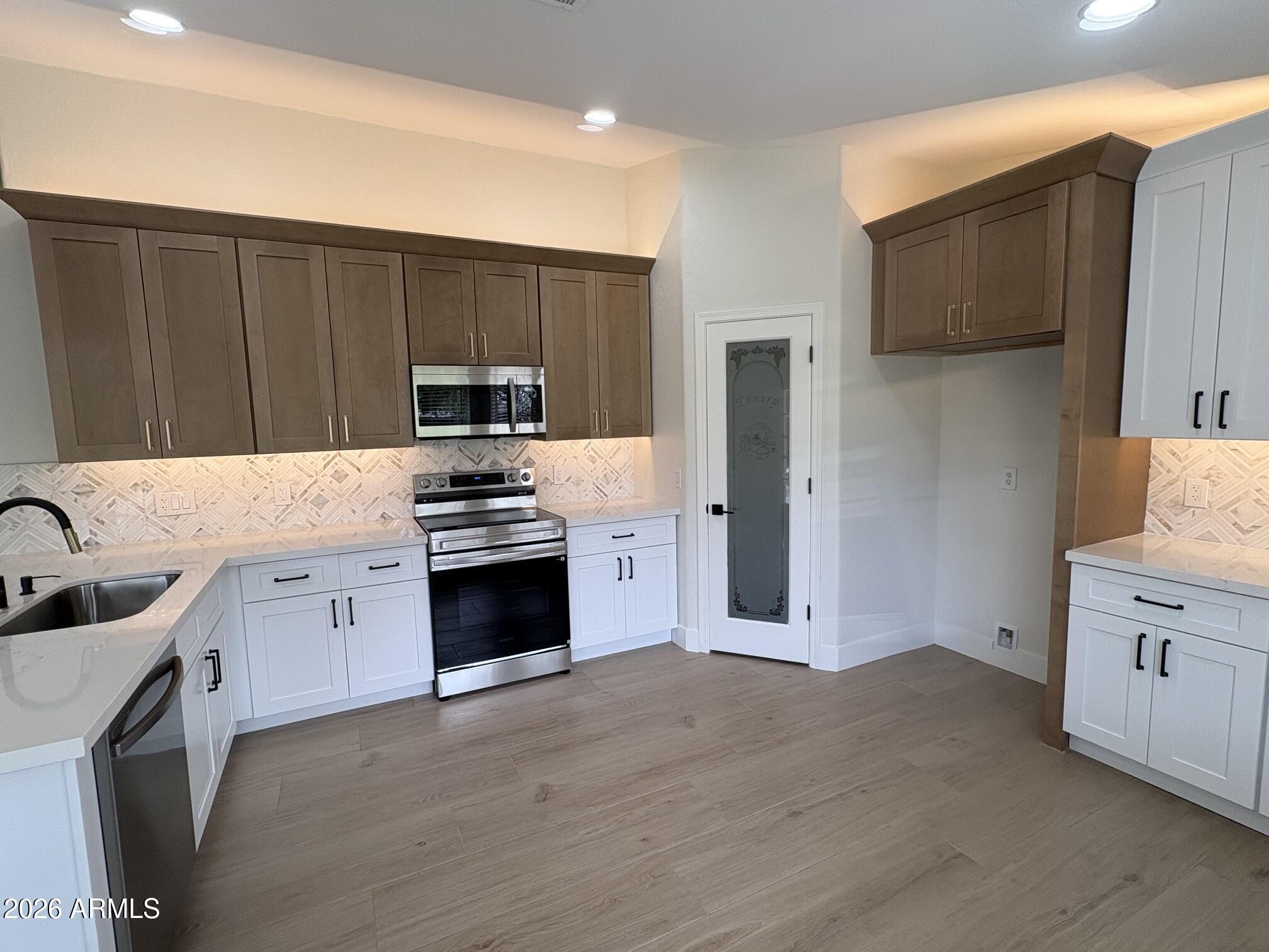 2909 E Tyson Court — photo