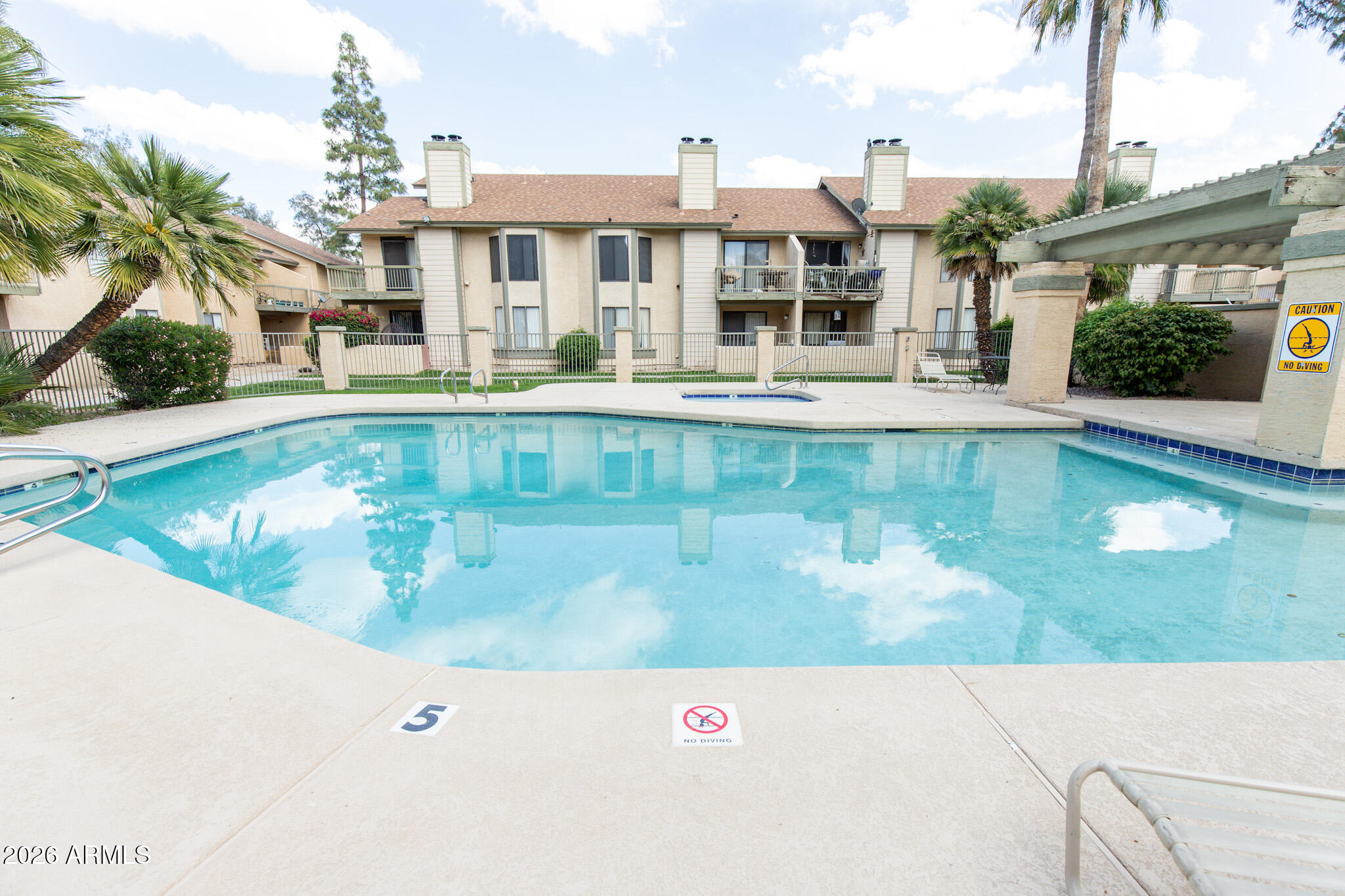 5236 W Peoria Avenue Unit 221 — photo
