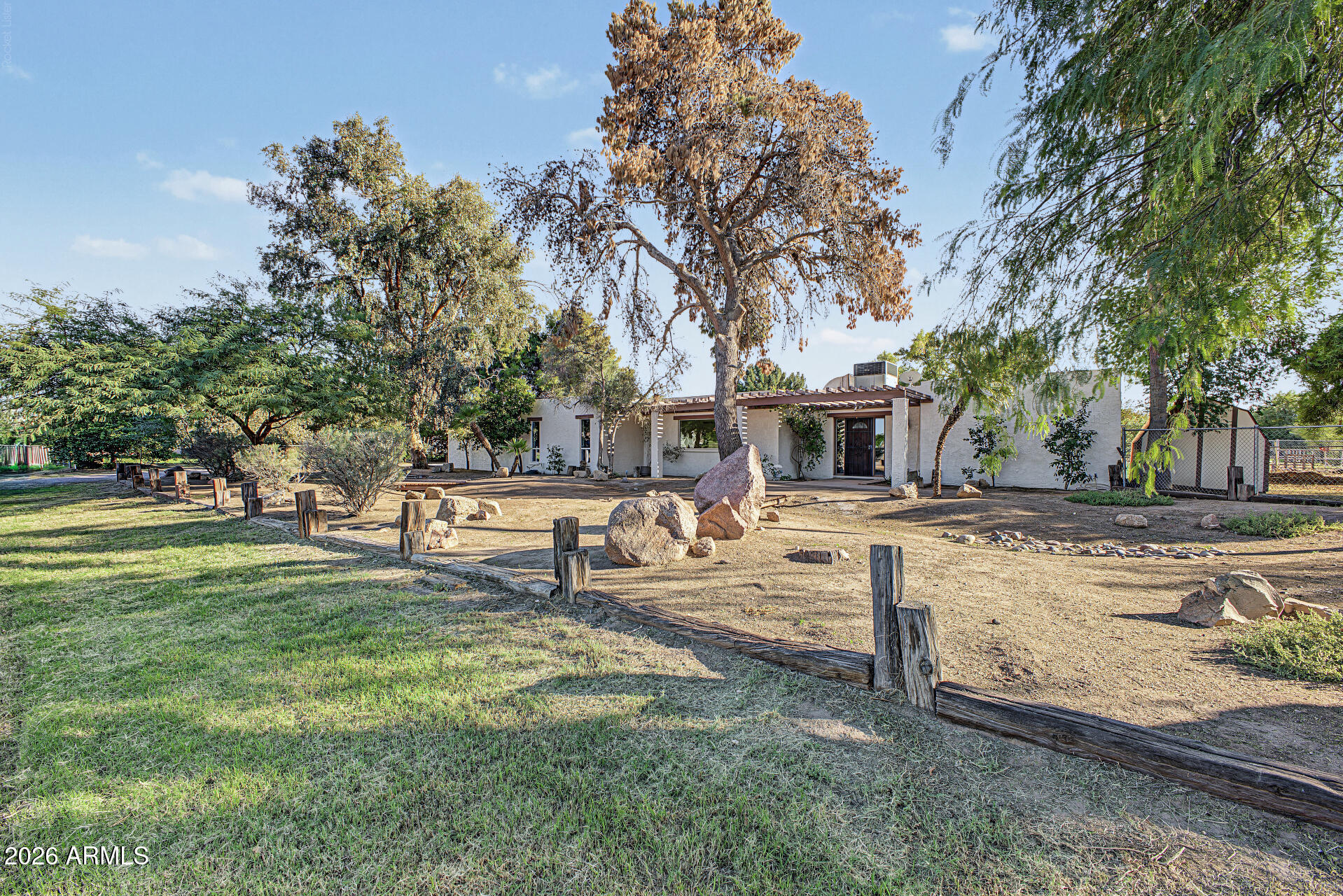 6445 W Vineyard Road — photo