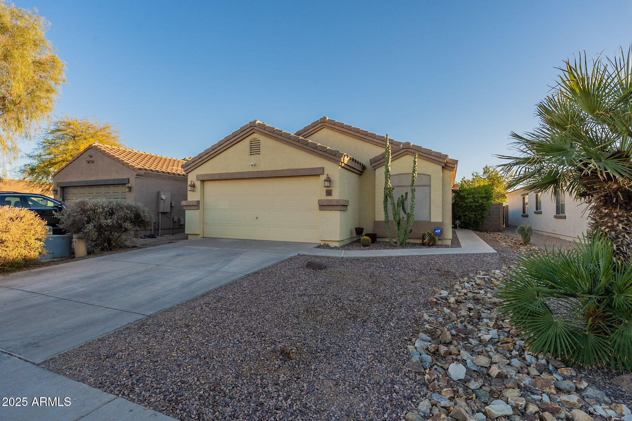 1339 E Kelsi Avenue — photo