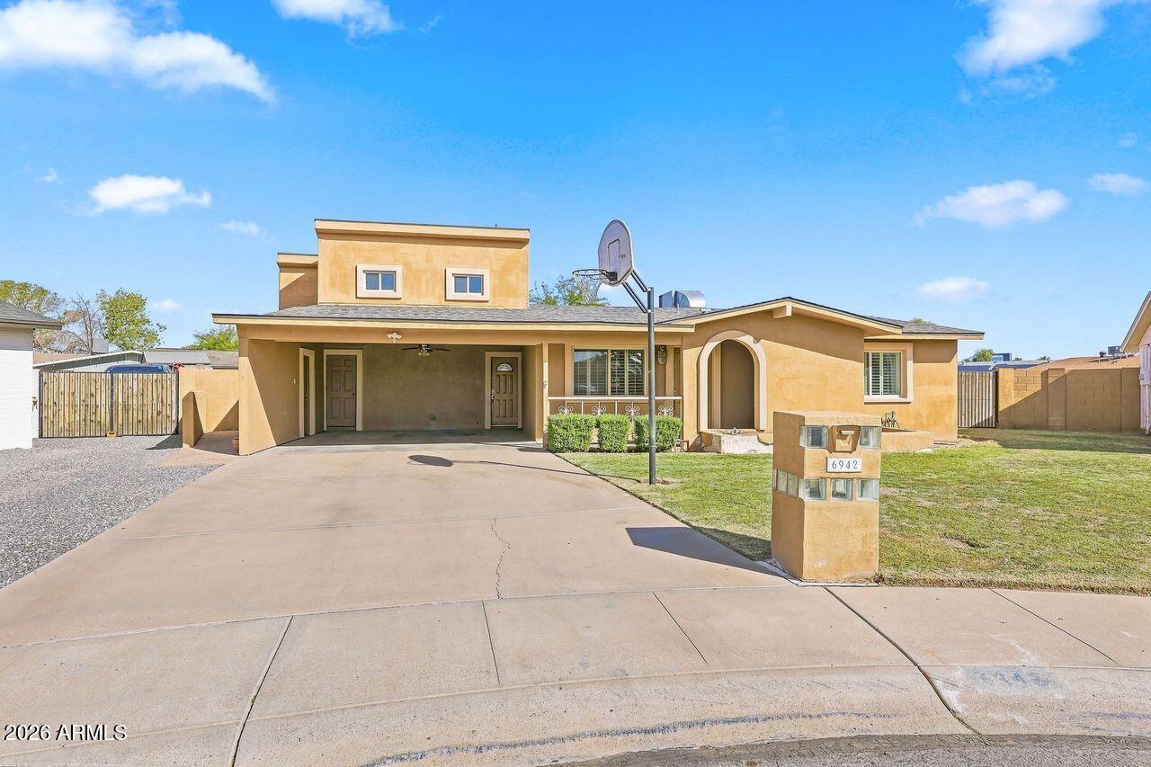 6942 W Missouri Avenue — photo