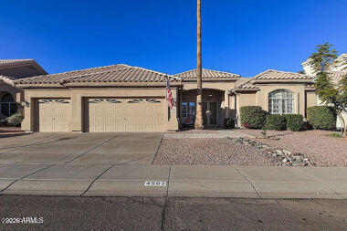 4502 E Desert Trumpet Road — photo