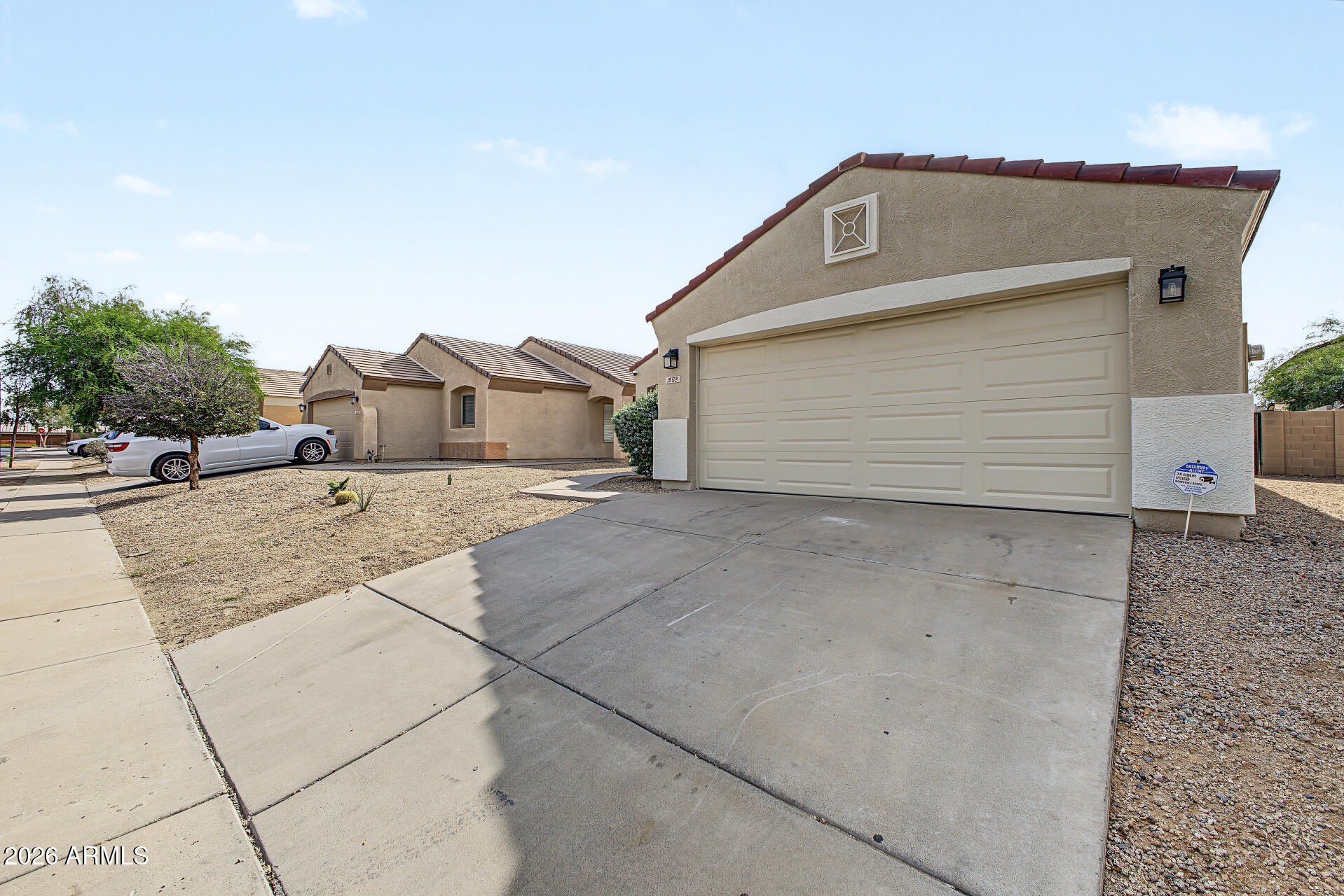 1533 W Burgess Lane — photo