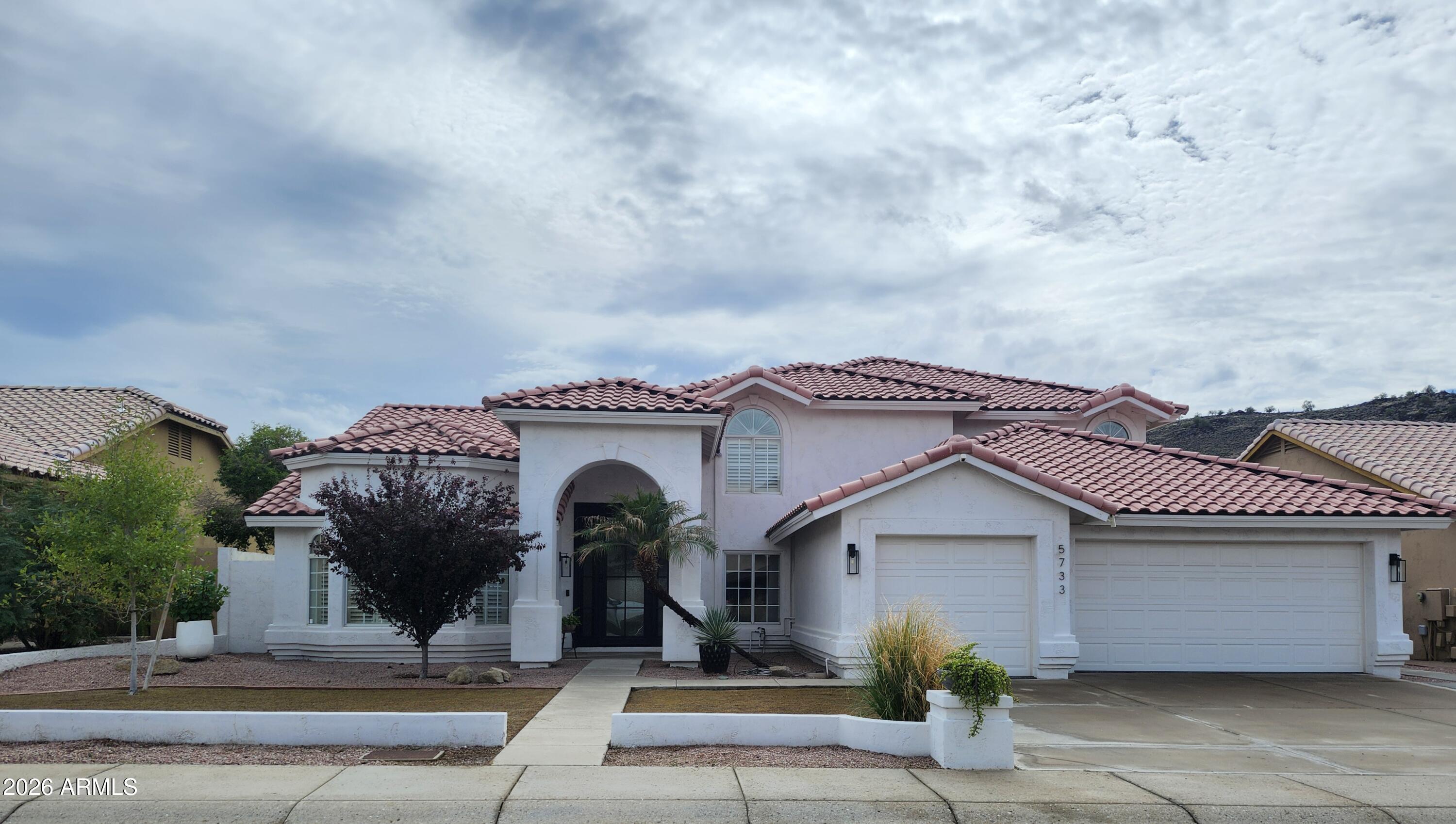 5733 W Soft Wind Drive — photo