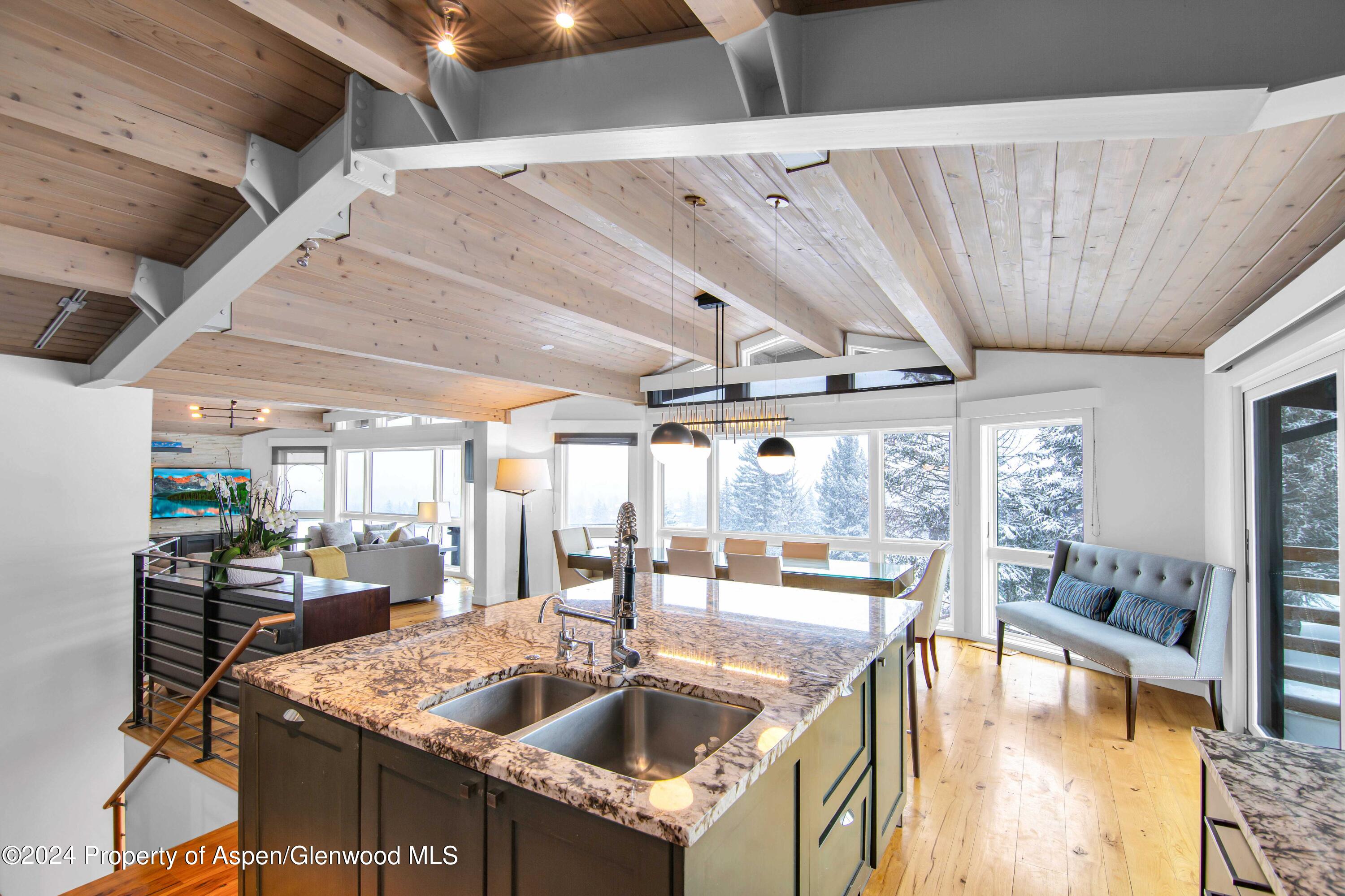 809 S Aspen Street 5&6 — photo