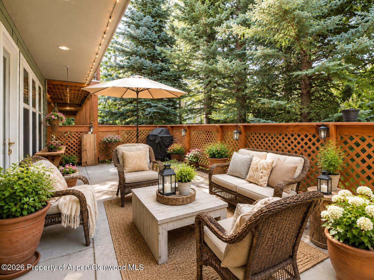 541 Evans Court — photo