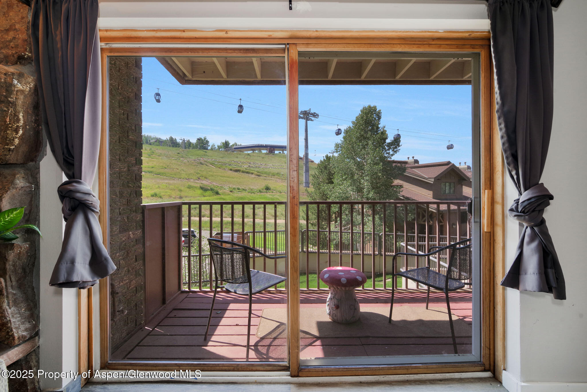 2255 Storm Meadows Drive 427 — photo